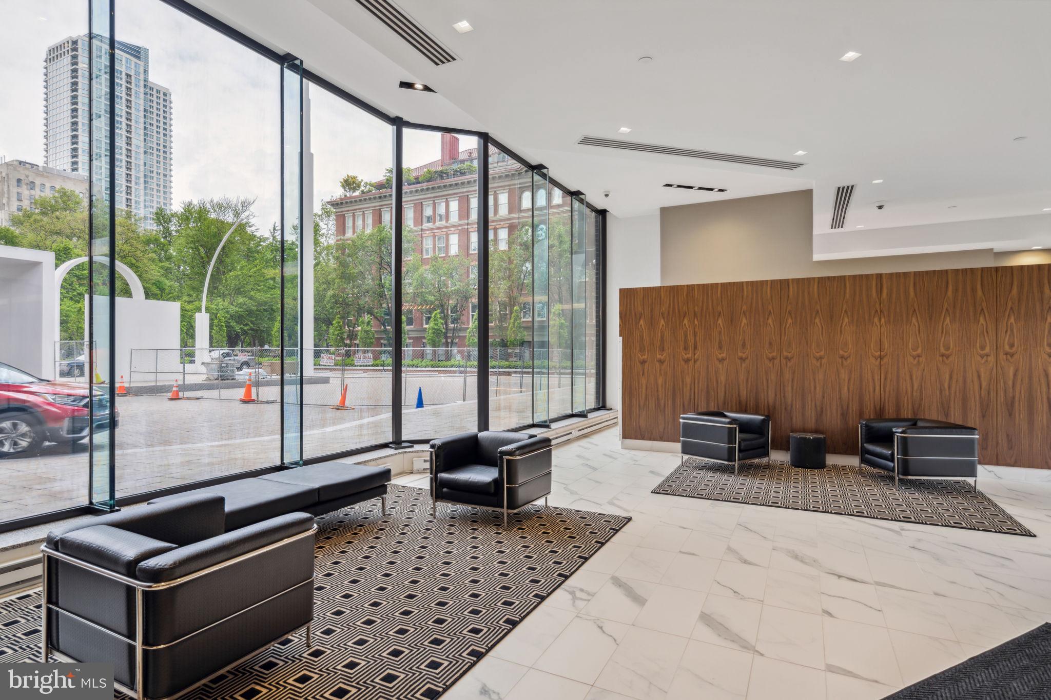 WASHINGTON SQ - Residential Lease