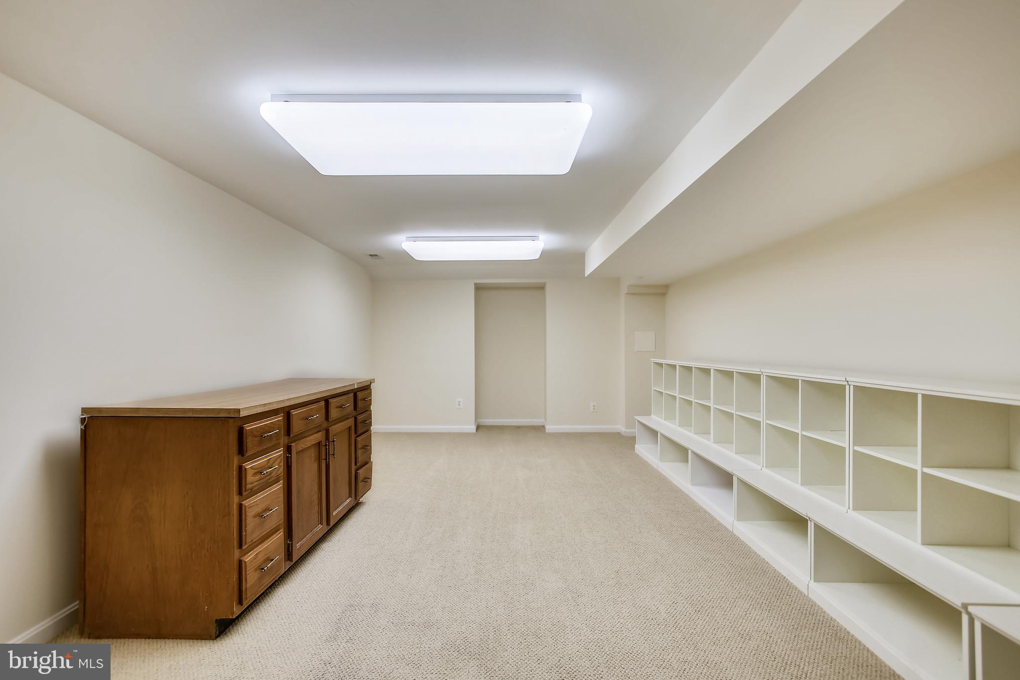 BLUFFS OF WOLF TRAP - Residential