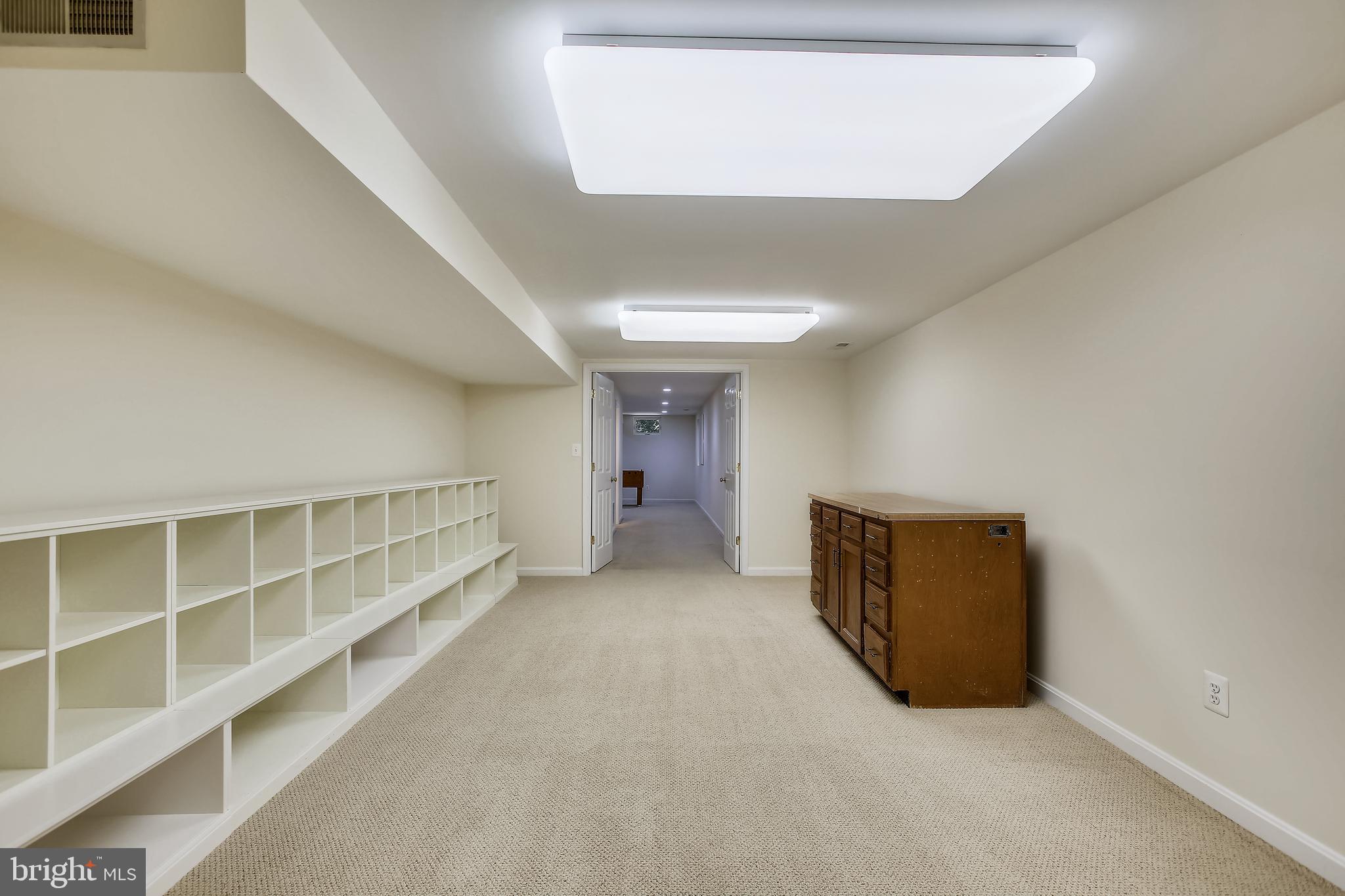 BLUFFS OF WOLF TRAP - Residential