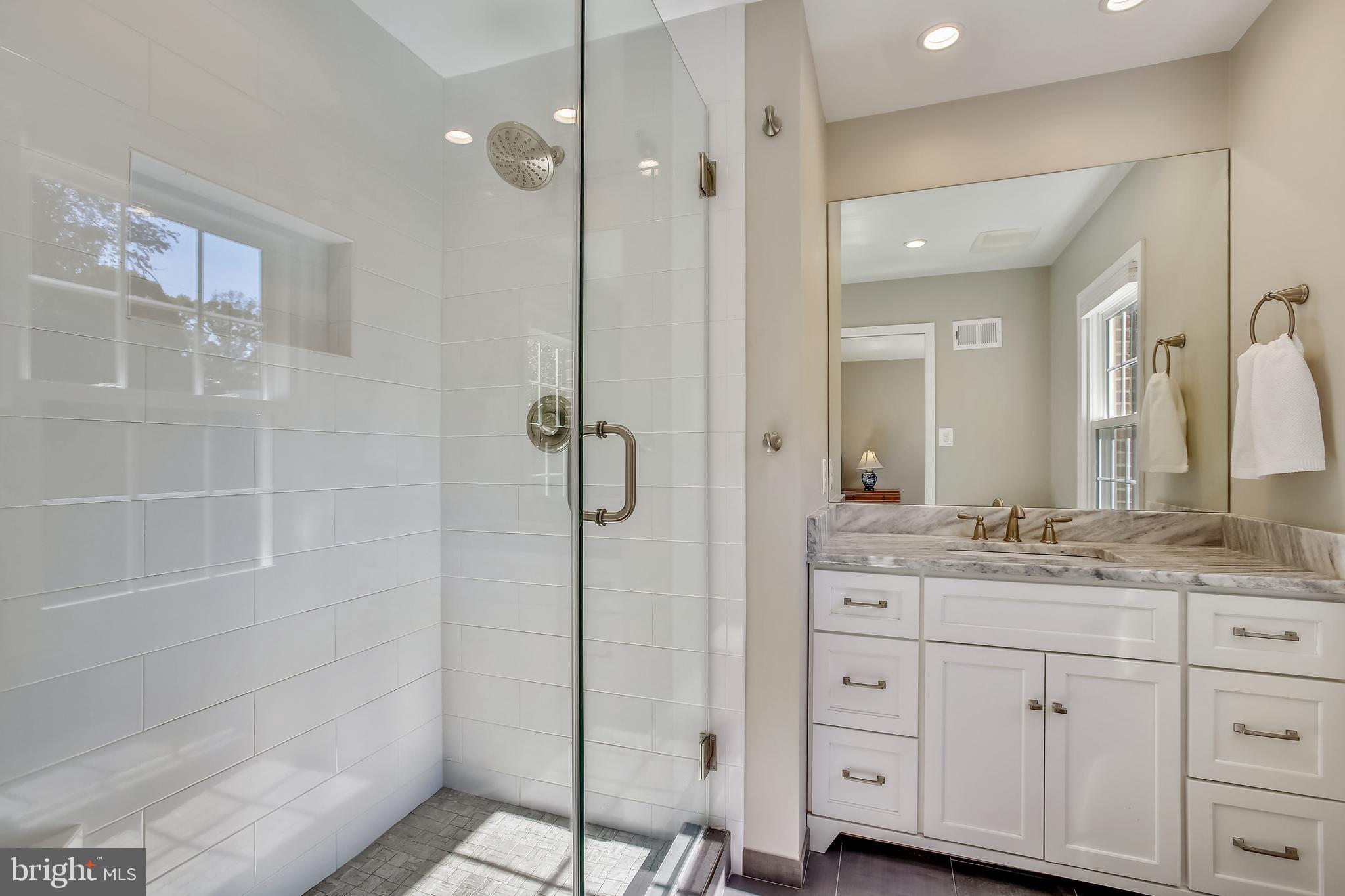 BLUFFS OF WOLF TRAP - Residential