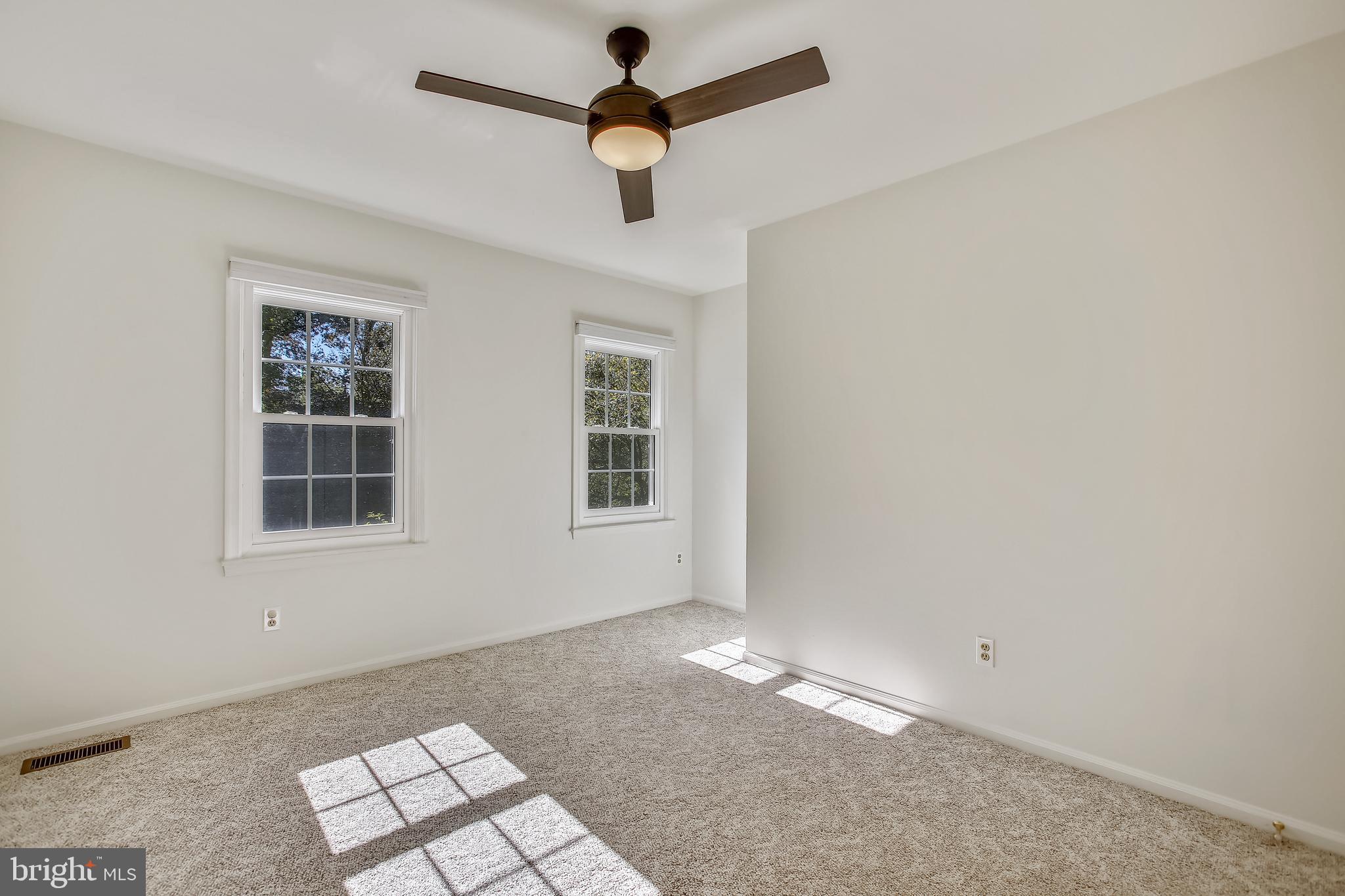 BLUFFS OF WOLF TRAP - Residential