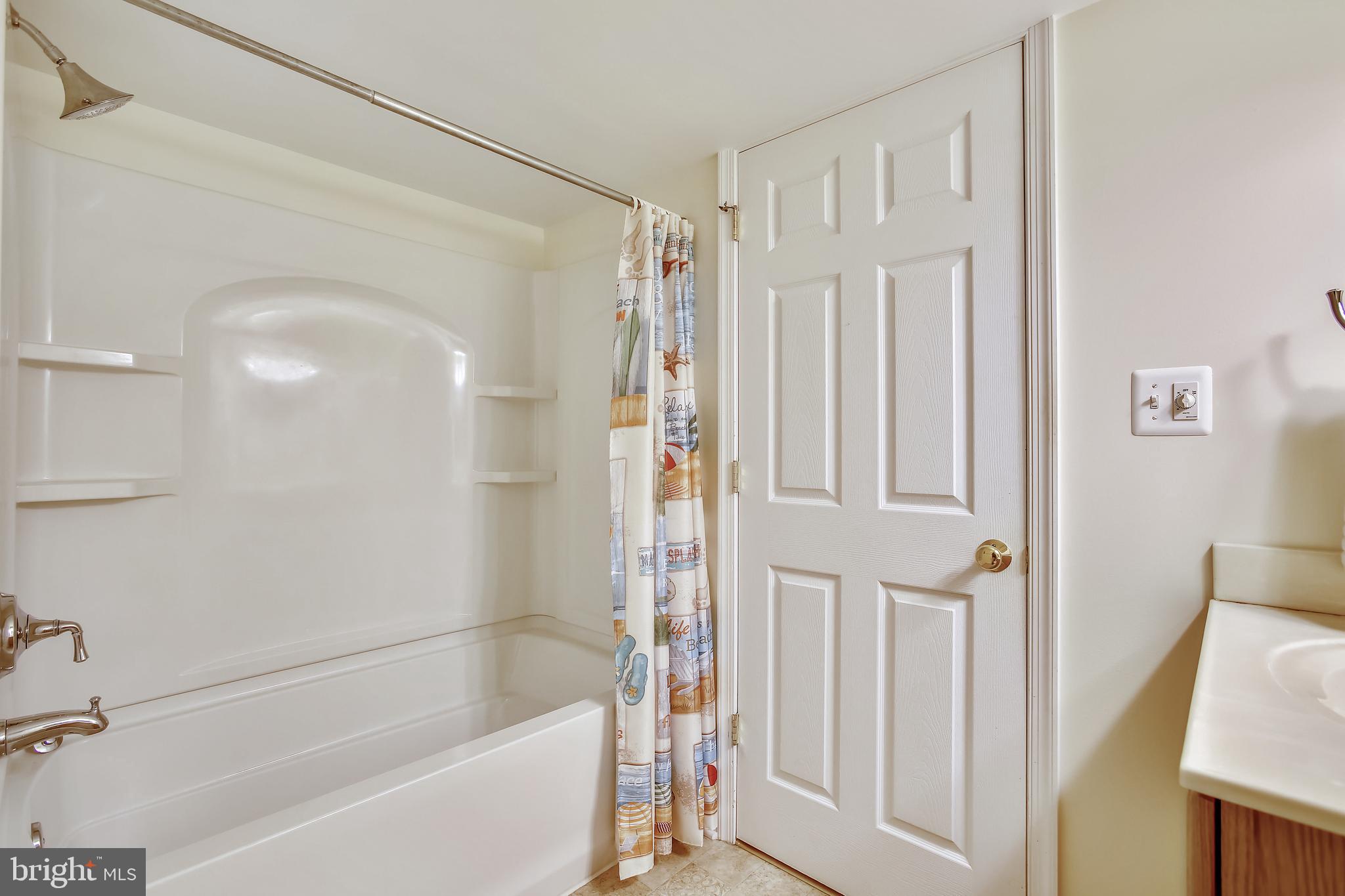 BLUFFS OF WOLF TRAP - Residential