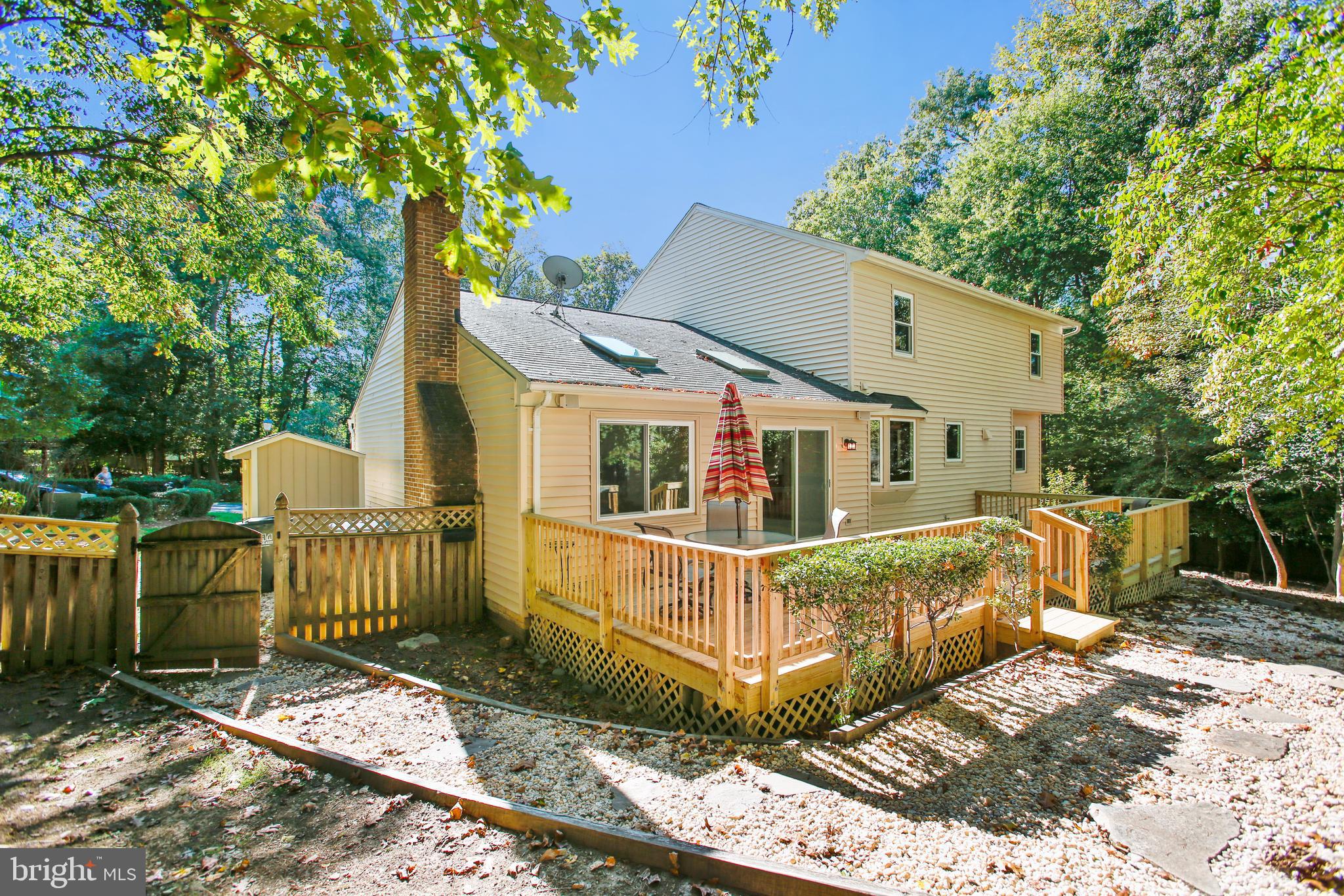 BLUFFS OF WOLF TRAP - Residential