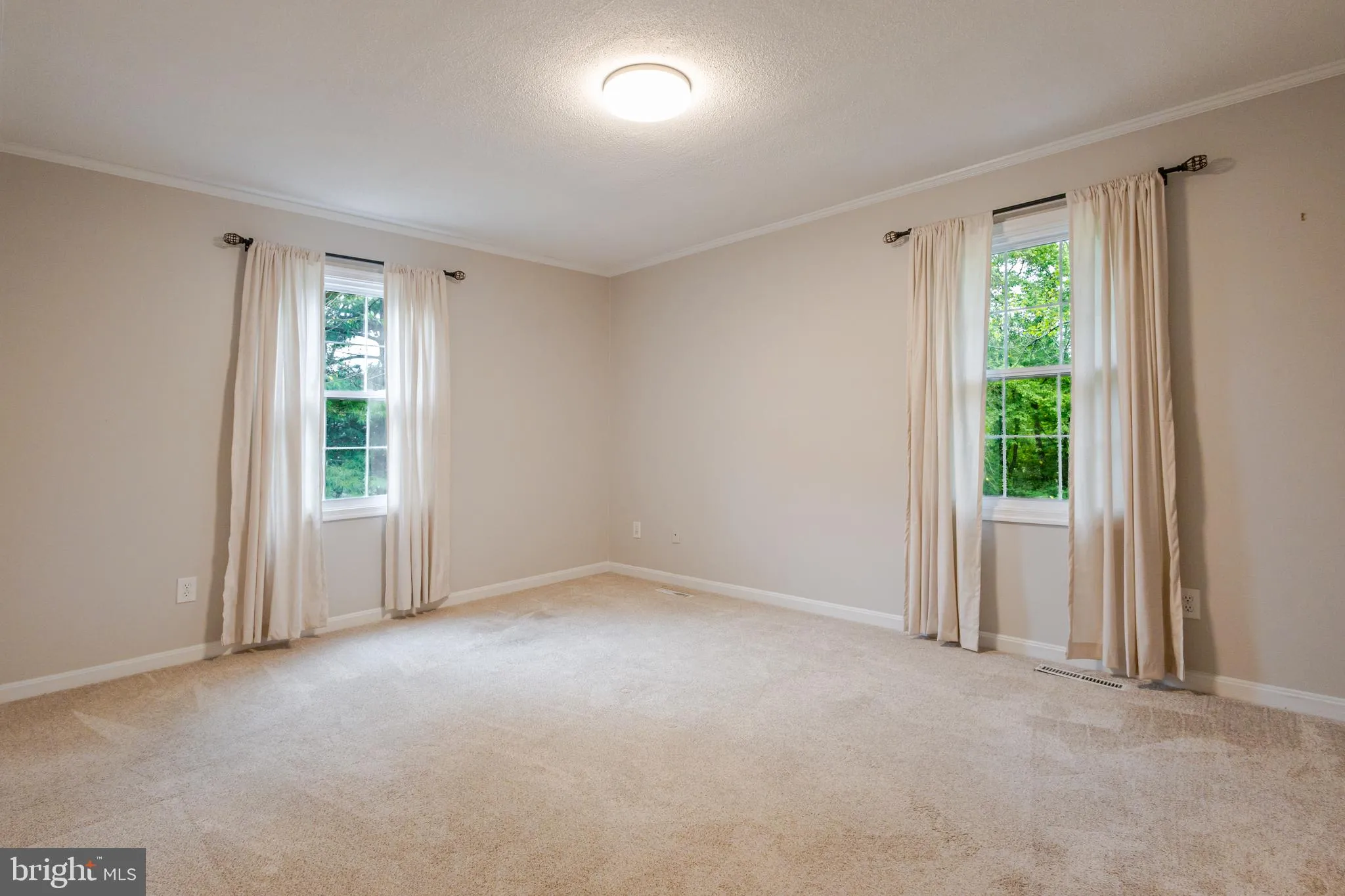 Fredericksburg, Virginia 22405, United States, 3 Bedrooms Bedrooms, ,3 BathroomsBathrooms,Residential,Active,220232