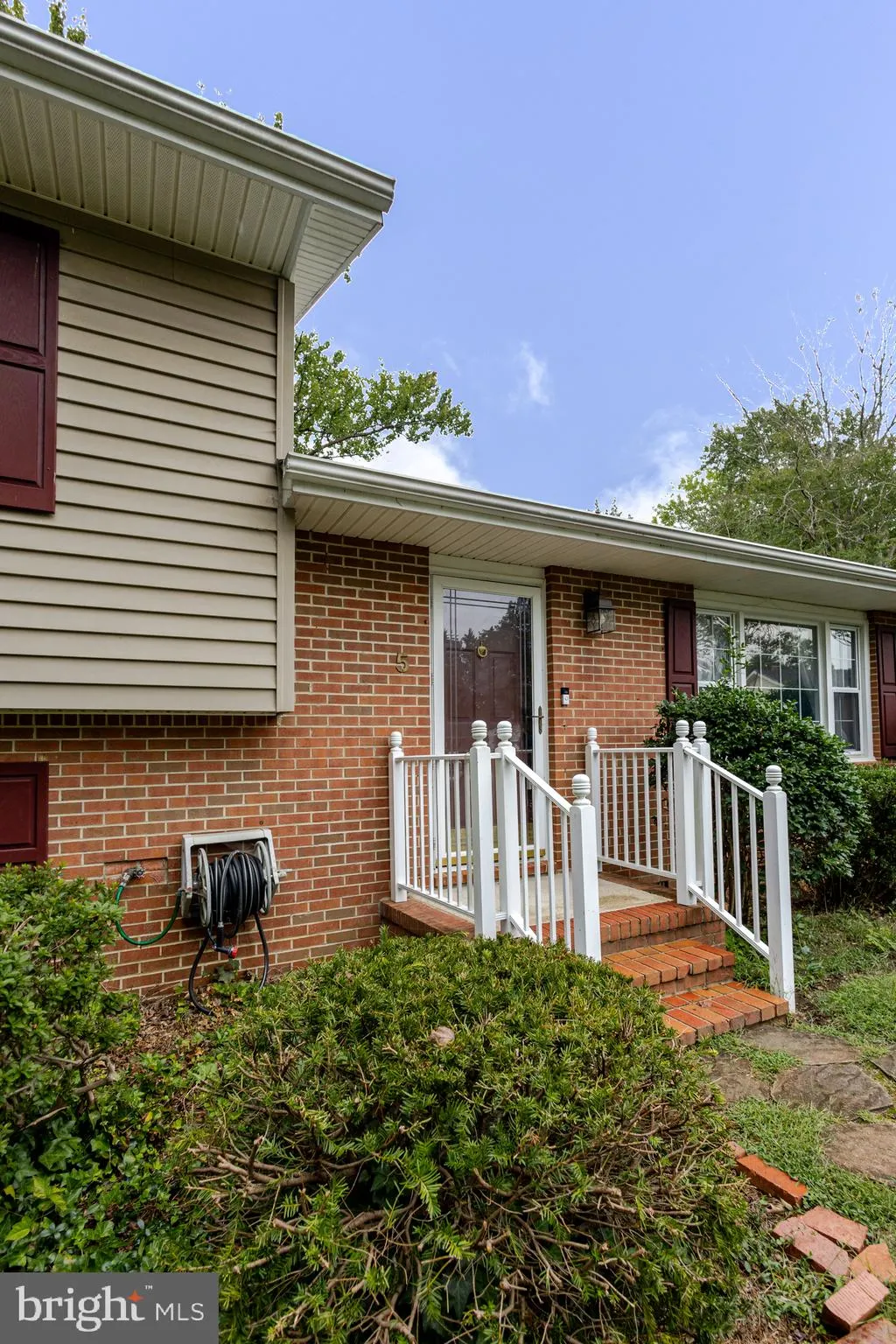 Fredericksburg, Virginia 22405, United States, 3 Bedrooms Bedrooms, ,3 BathroomsBathrooms,Residential,Active,220232
