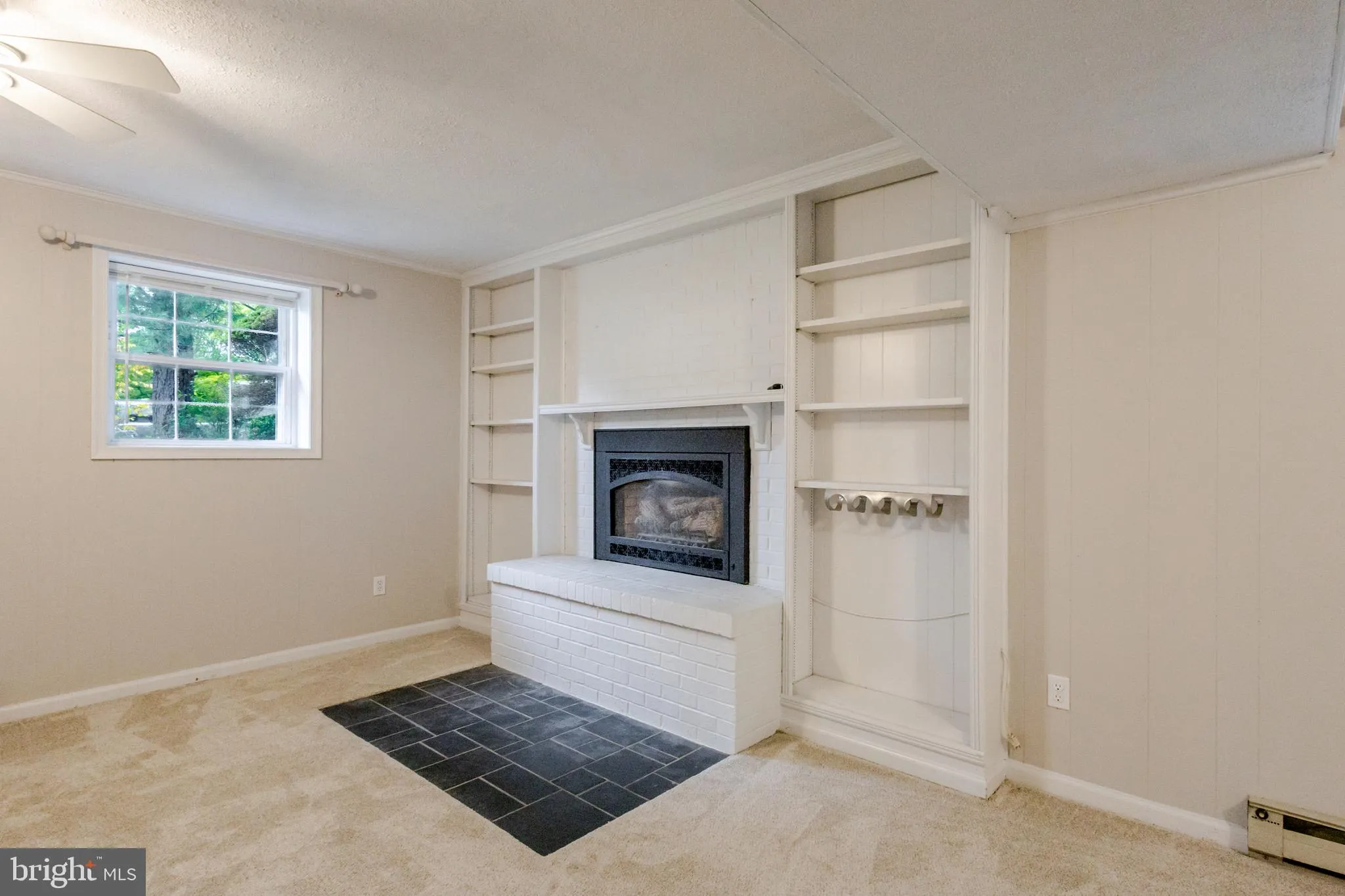 Fredericksburg, Virginia 22405, United States, 3 Bedrooms Bedrooms, ,3 BathroomsBathrooms,Residential,Active,220232