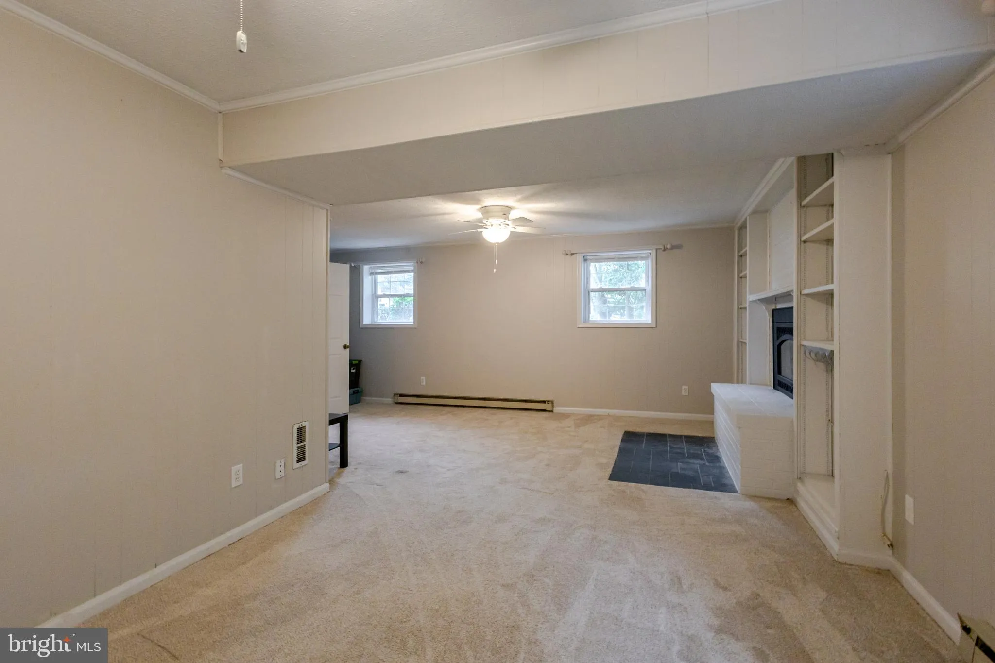 Fredericksburg, Virginia 22405, United States, 3 Bedrooms Bedrooms, ,3 BathroomsBathrooms,Residential,Active,220232