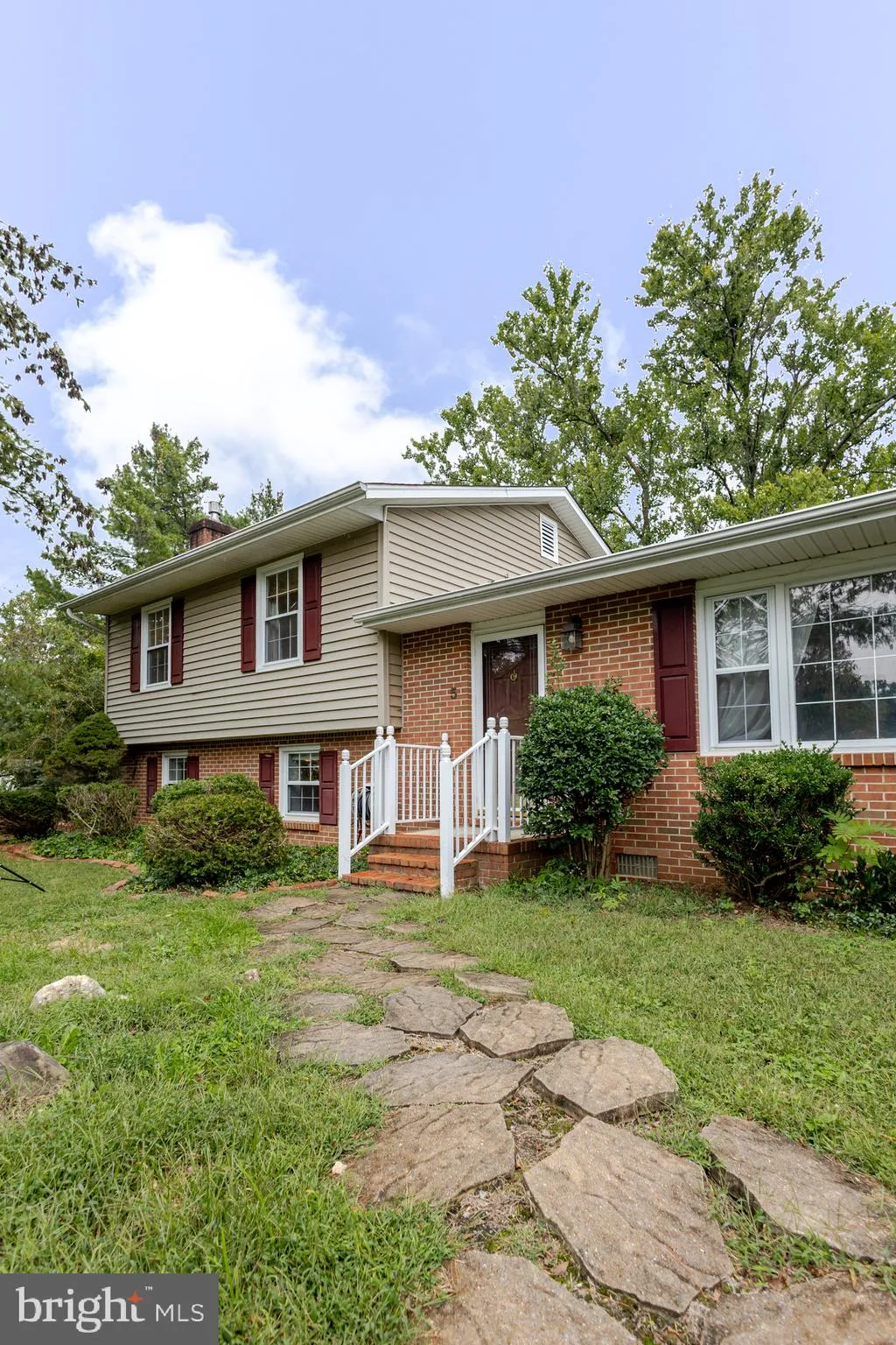 Fredericksburg, Virginia 22405, United States, 3 Bedrooms Bedrooms, ,3 BathroomsBathrooms,Residential,Active,220232