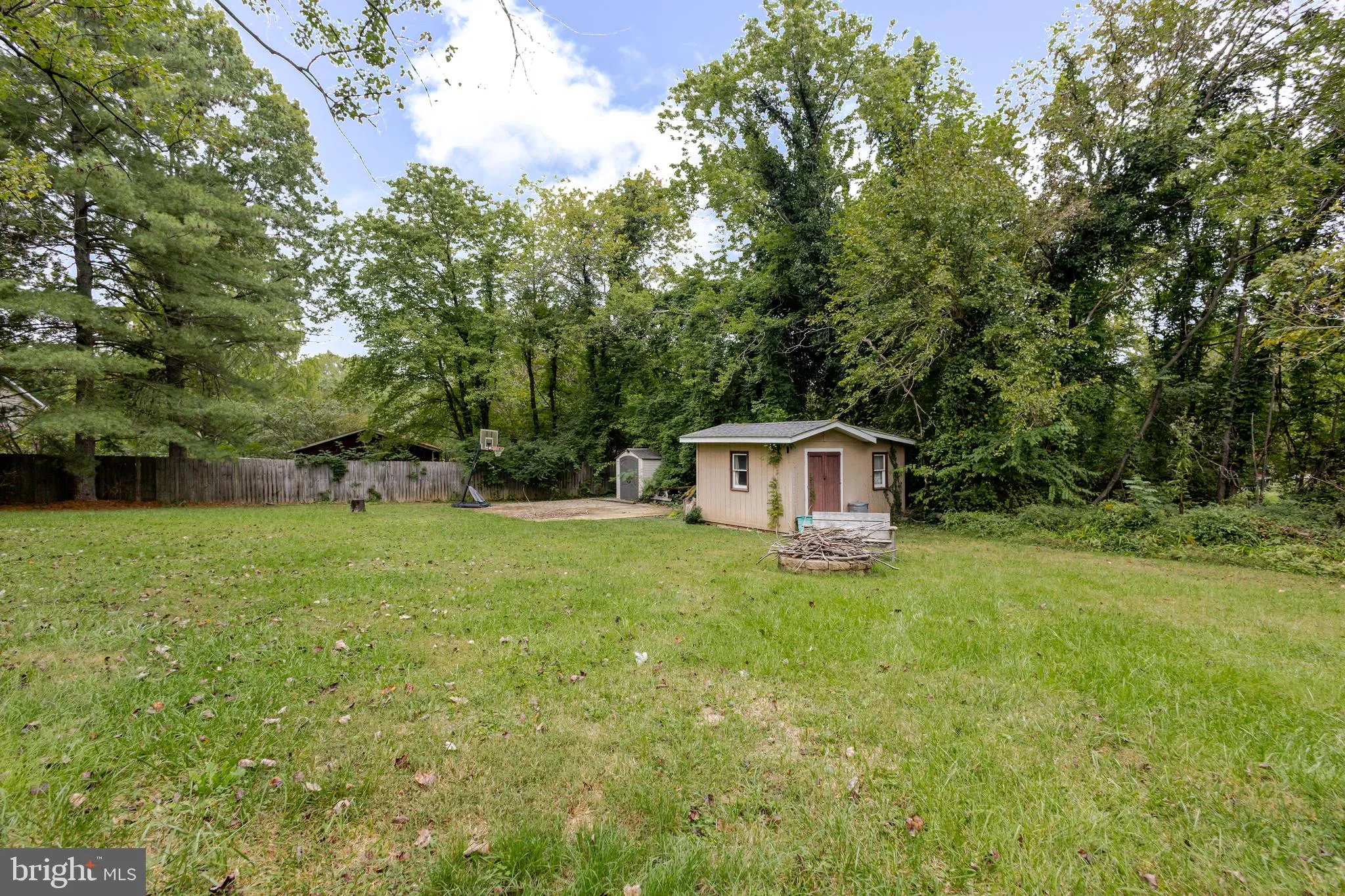 Fredericksburg, Virginia 22405, United States, 3 Bedrooms Bedrooms, ,3 BathroomsBathrooms,Residential,Active,220232