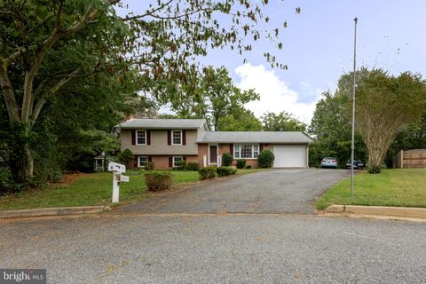 5 WICKHAM COURT FREDERICKSBURG VA 22405