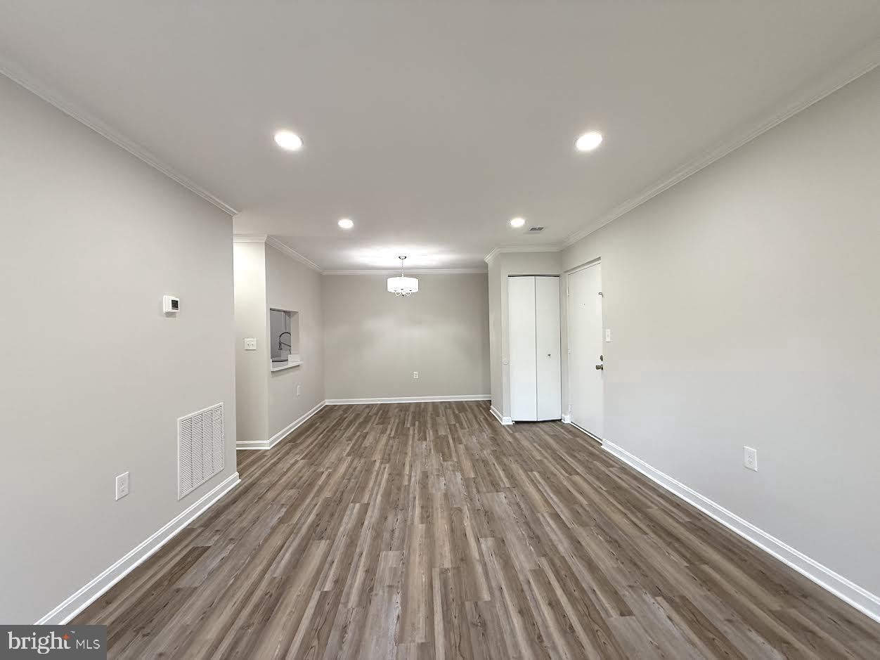 FLOWER HILL - Residential Lease