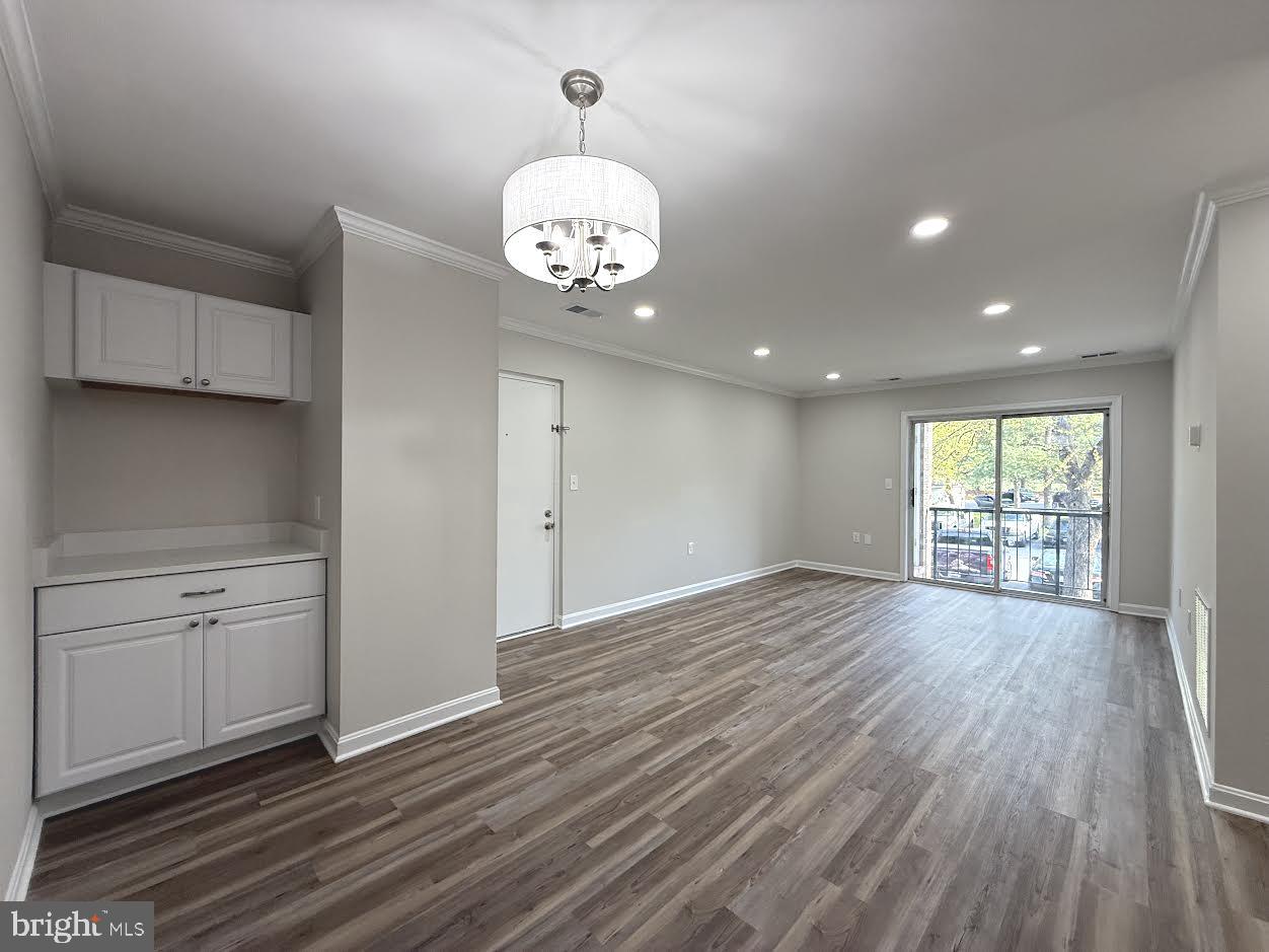 FLOWER HILL - Residential Lease