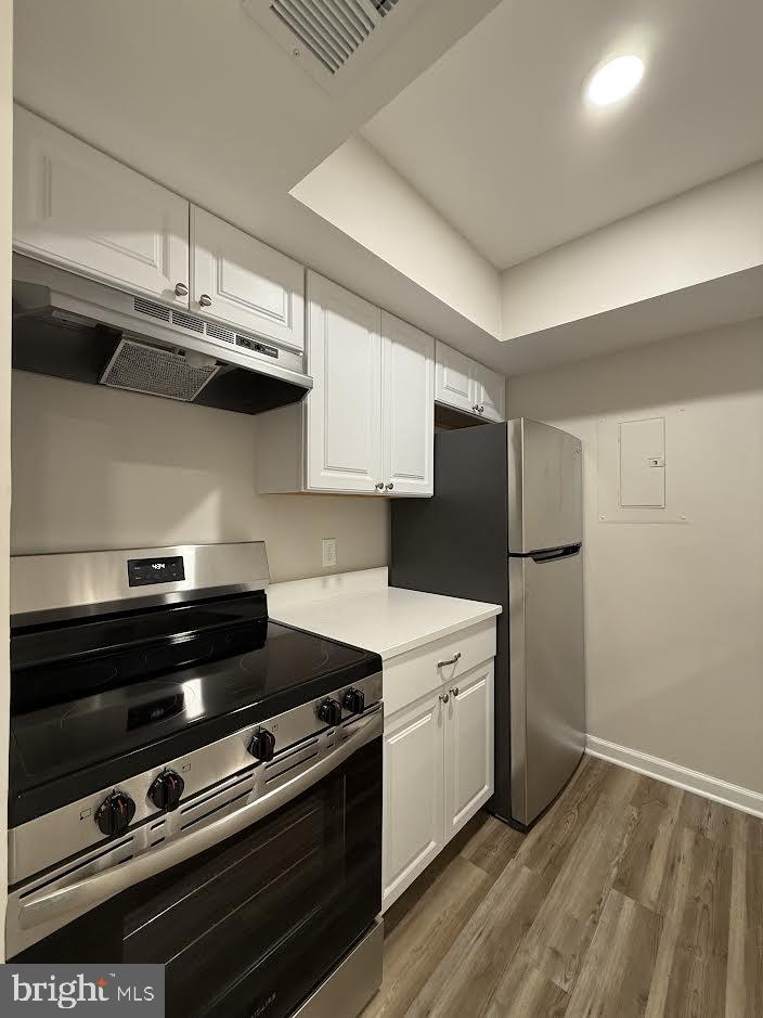 FLOWER HILL - Residential Lease