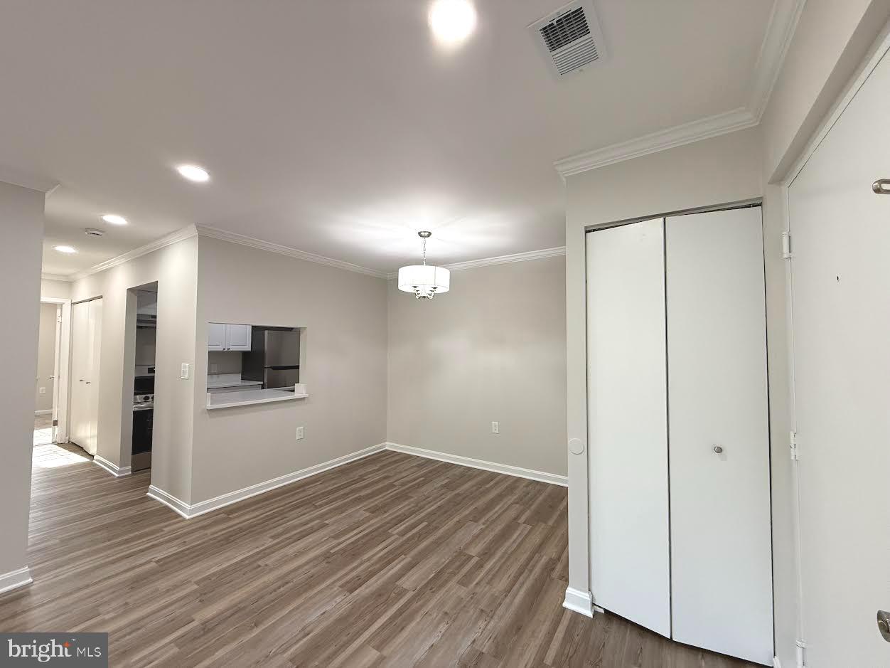 FLOWER HILL - Residential Lease