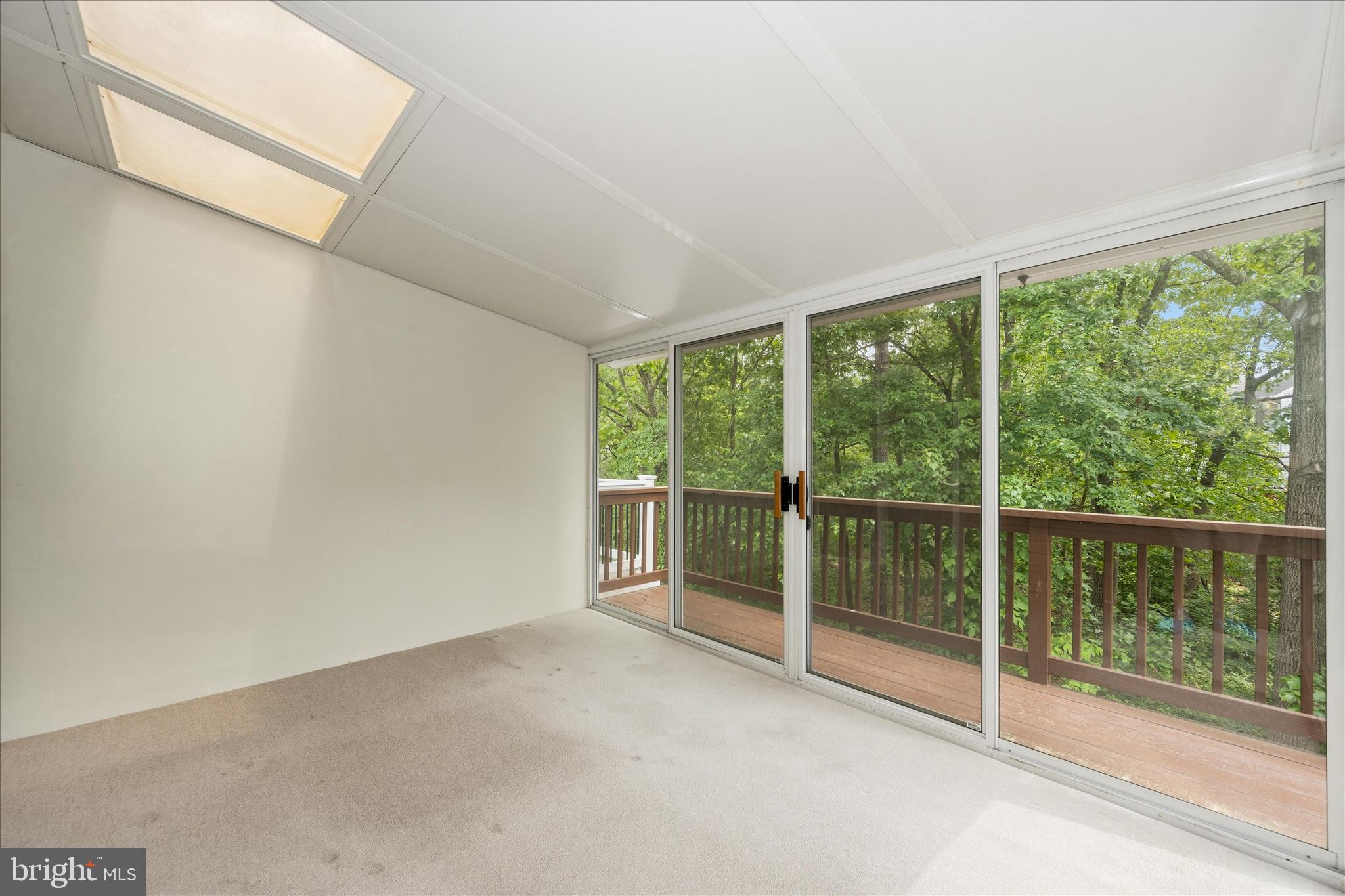 SEVEN OAKS - Residential