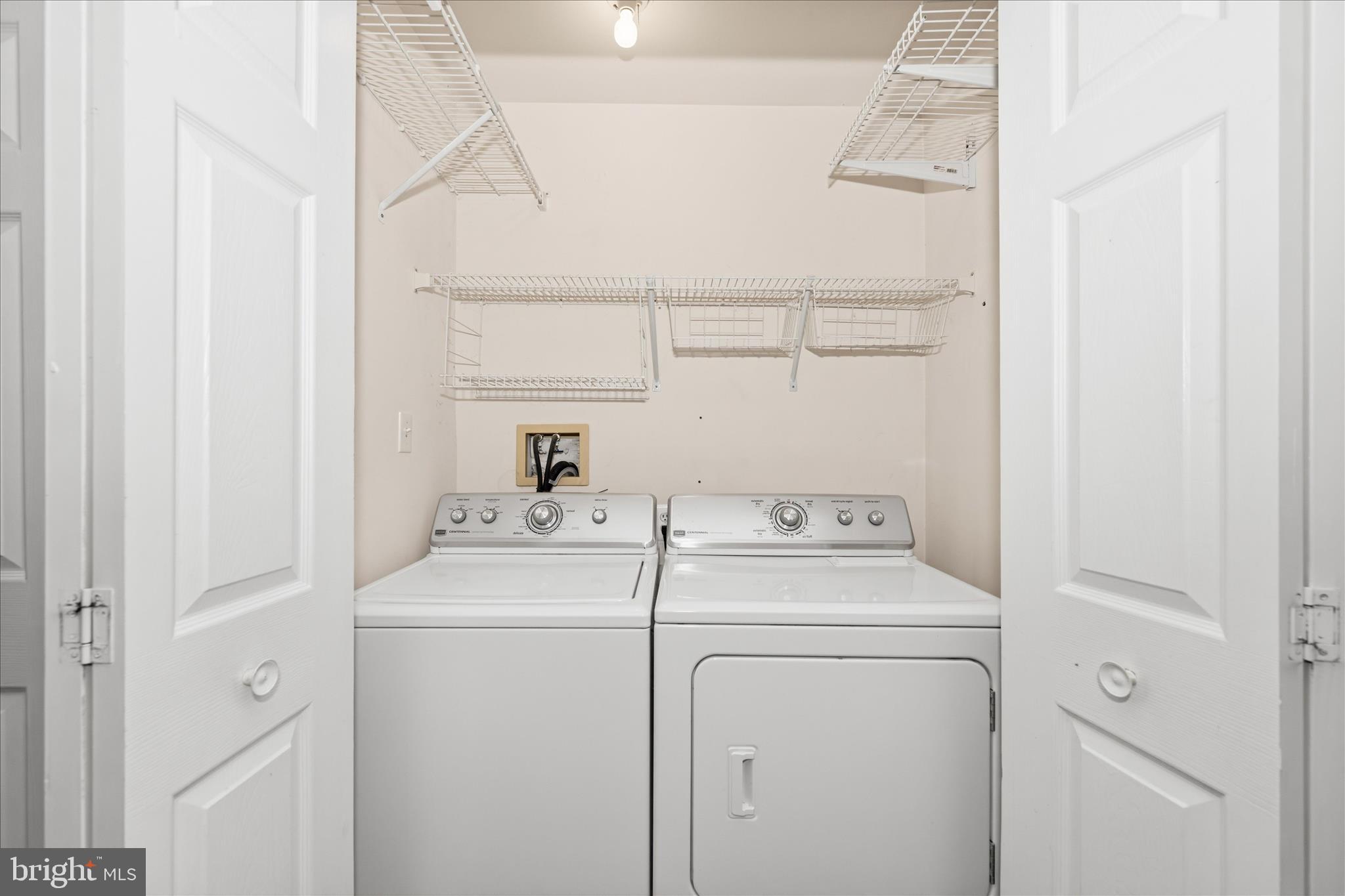 SEVEN OAKS - Residential