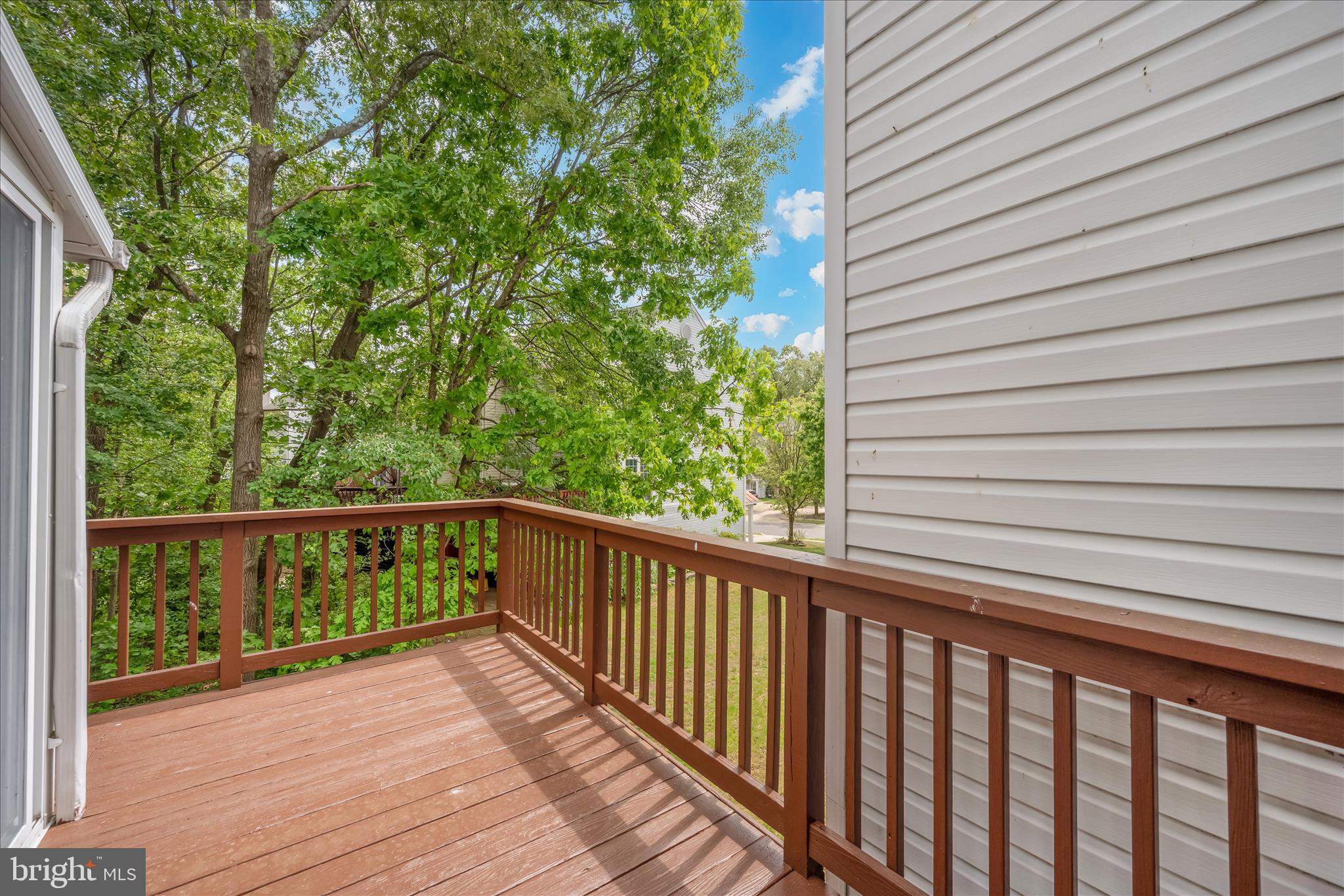 SEVEN OAKS - Residential
