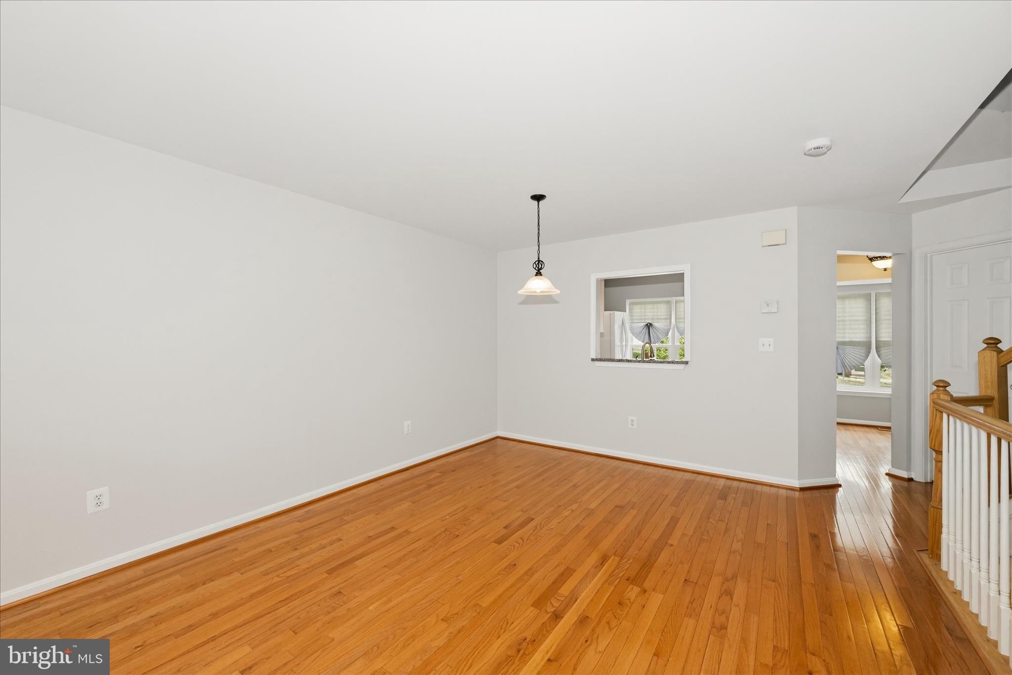SEVEN OAKS - Residential