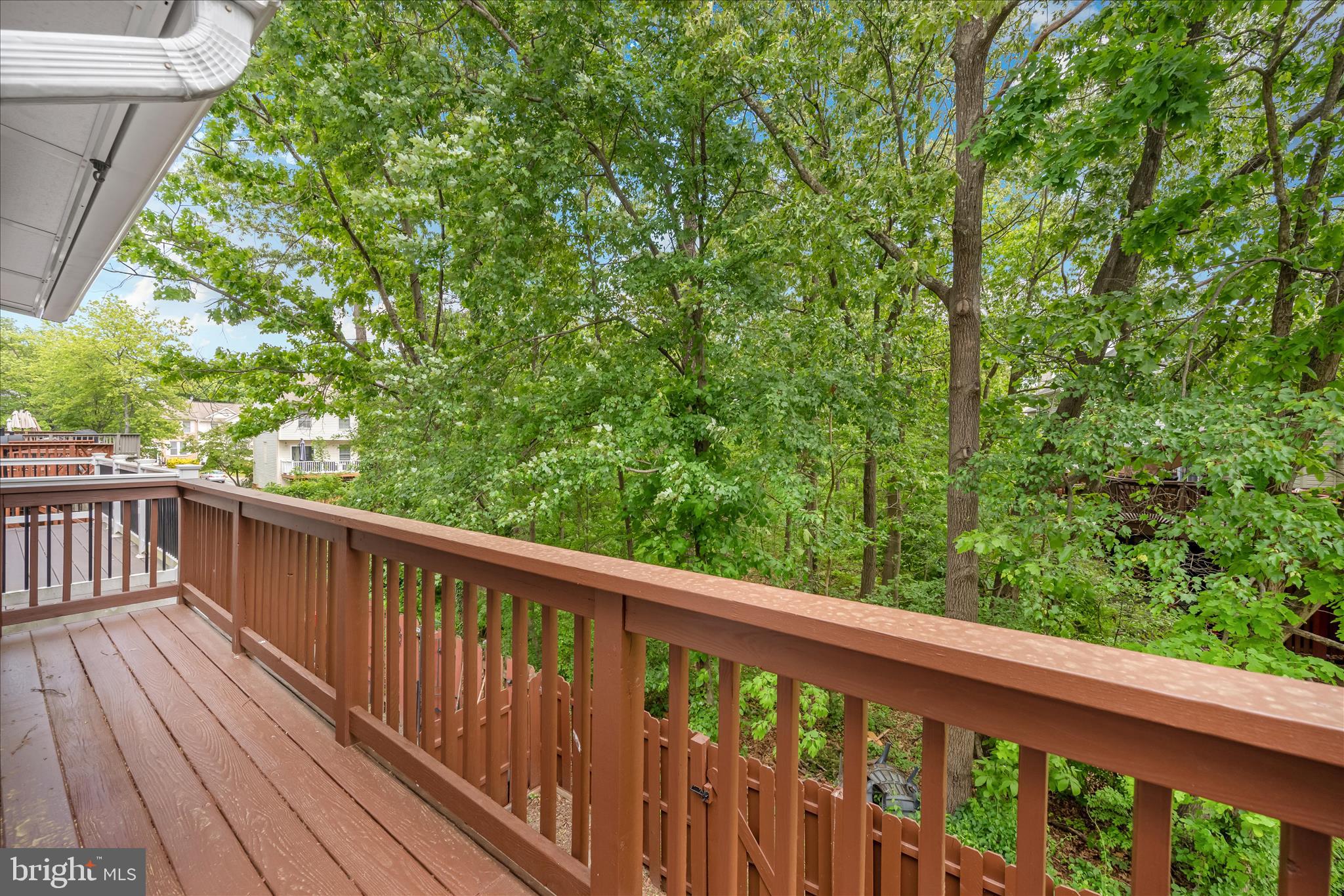 SEVEN OAKS - Residential