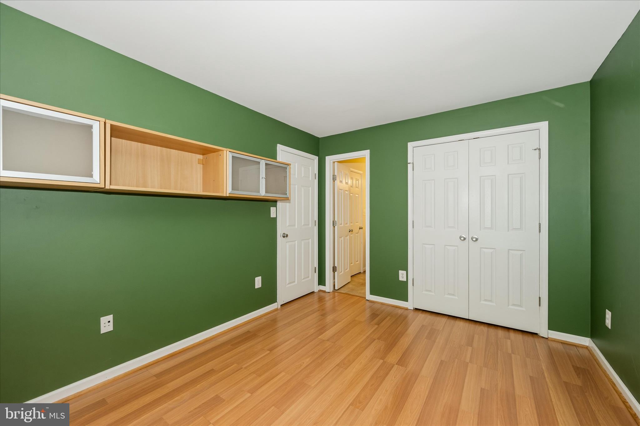 SEVEN OAKS - Residential