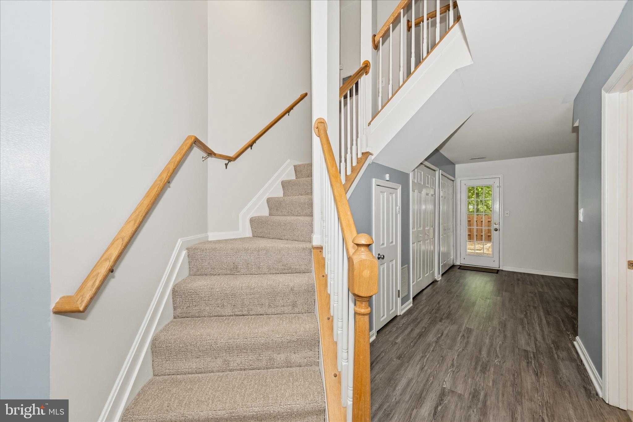 SEVEN OAKS - Residential