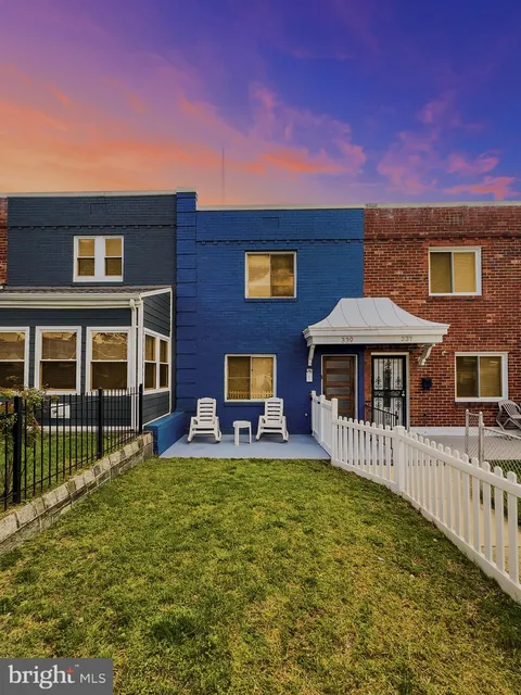 MLS: DCDC2195402