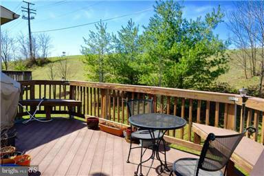 VILLAGE TOWNS - Residential Lease