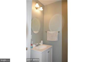 VILLAGE TOWNS - Residential Lease