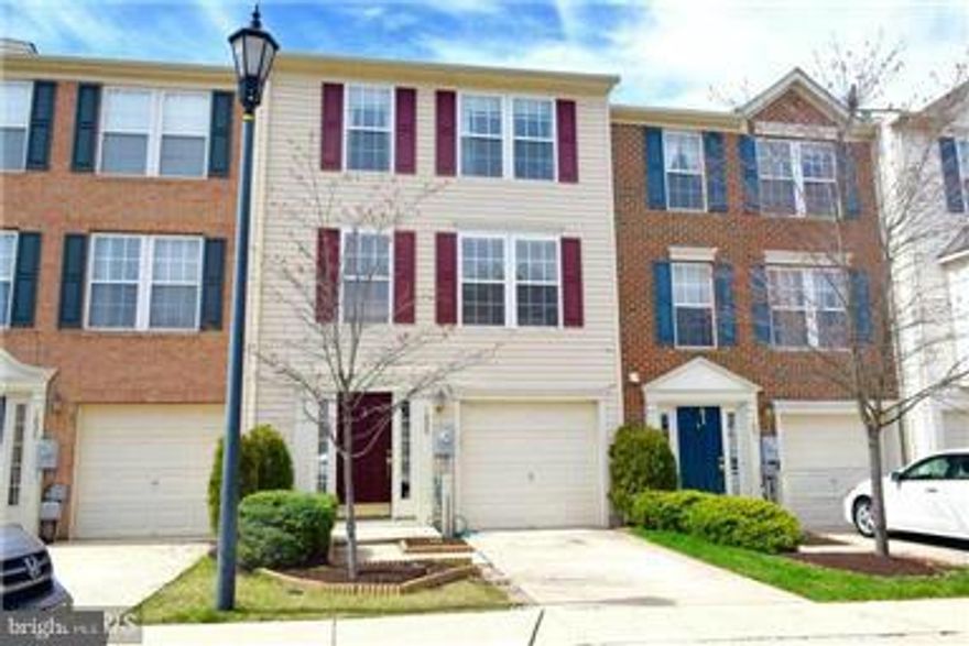 Outstanding garage townhouse!! Lovely Master with high ceilings, lux bath, and walk in closet. Upgrade with bump out in 3 levels. Open floor plan. Incredible kitchen with Granite countertops and an island. Hardwood flooring on the entire main level, fireplace with marble surr, extra half bath, huge clubroom with walkout to nice space. Wonderful private views outback from the maintenance free deck!