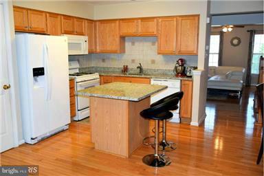 VILLAGE TOWNS - Residential Lease