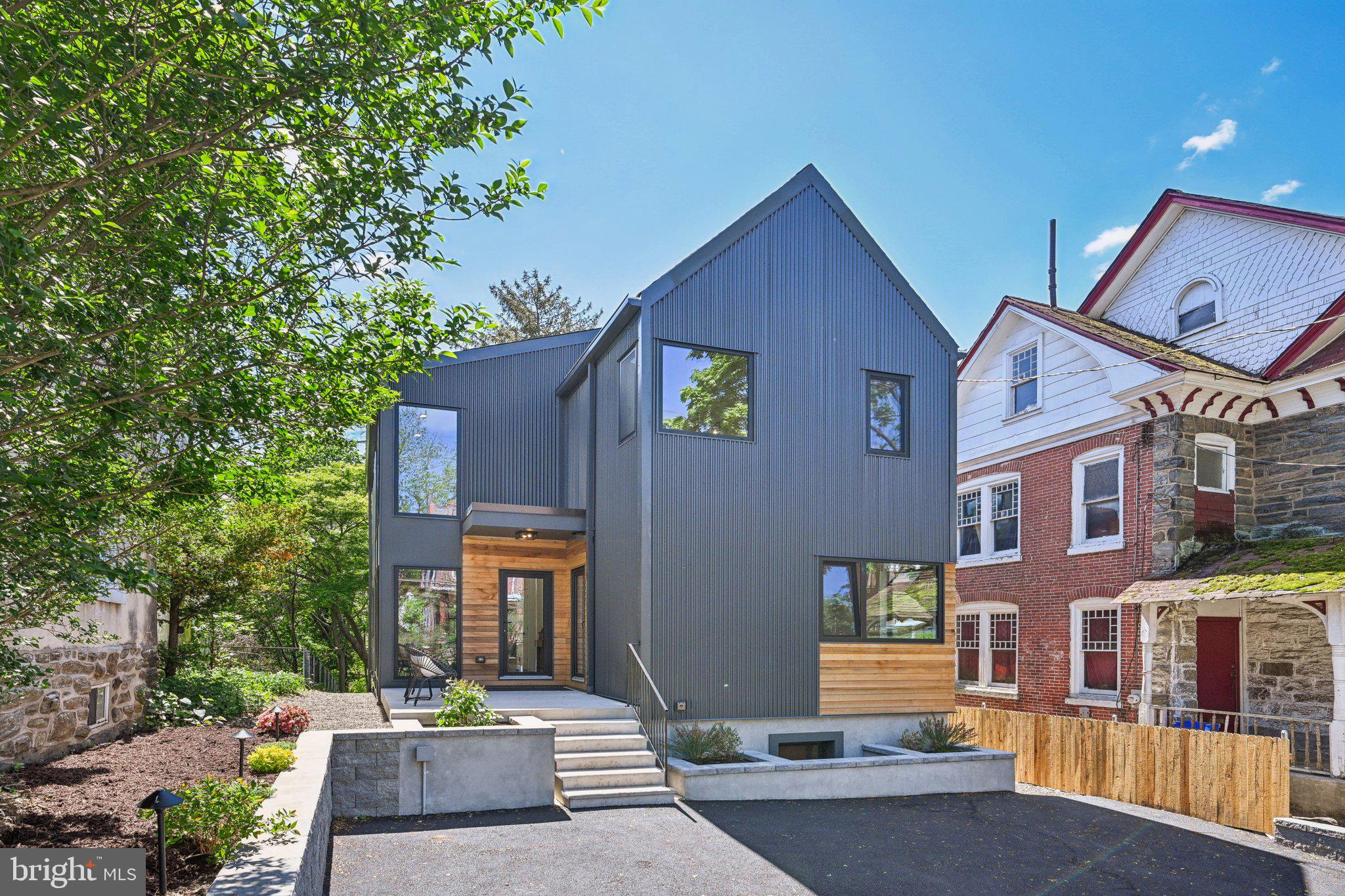 116 W MOUNT PLEASANT AVENUE