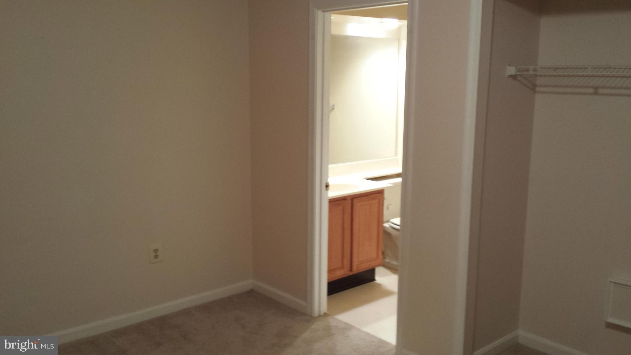 PARADISE - Residential Lease