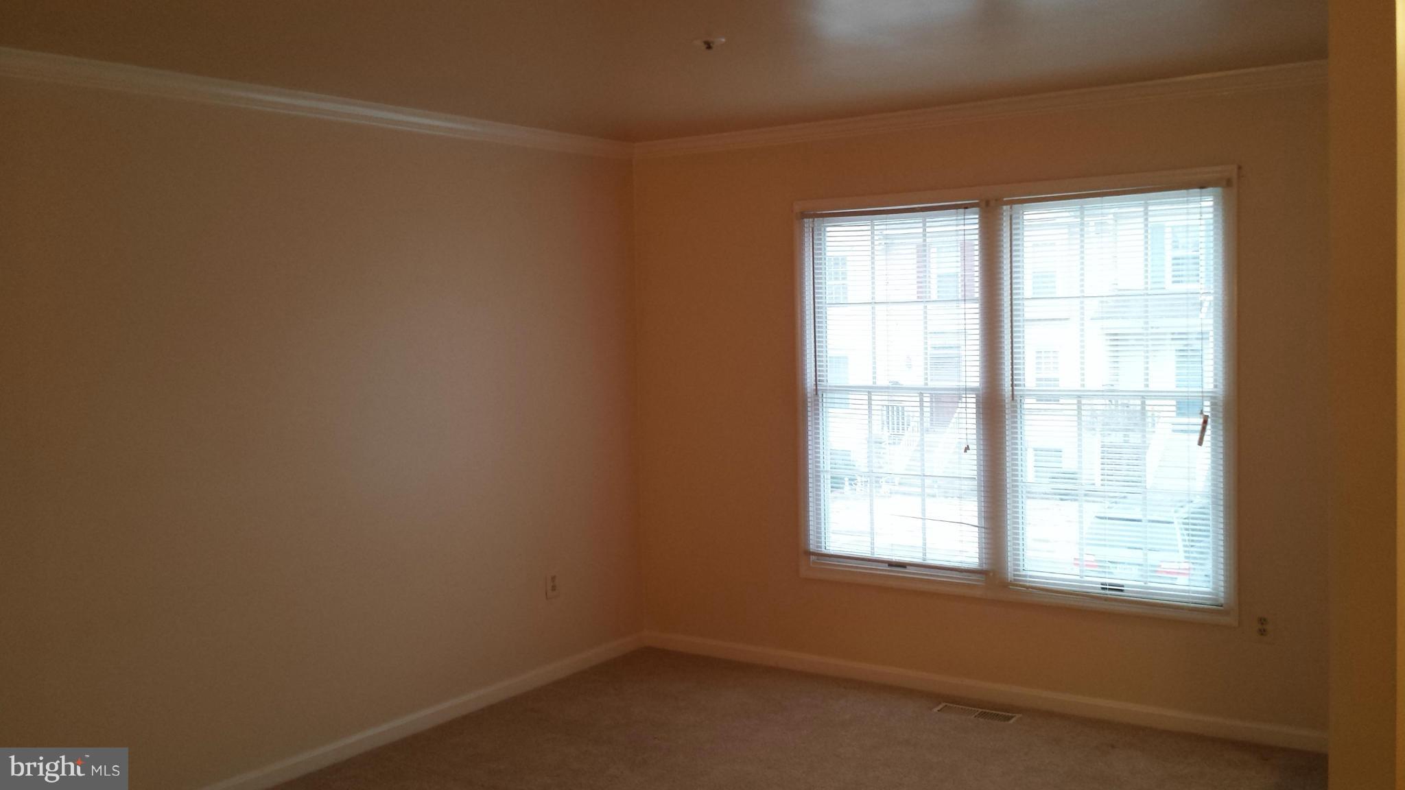 PARADISE - Residential Lease