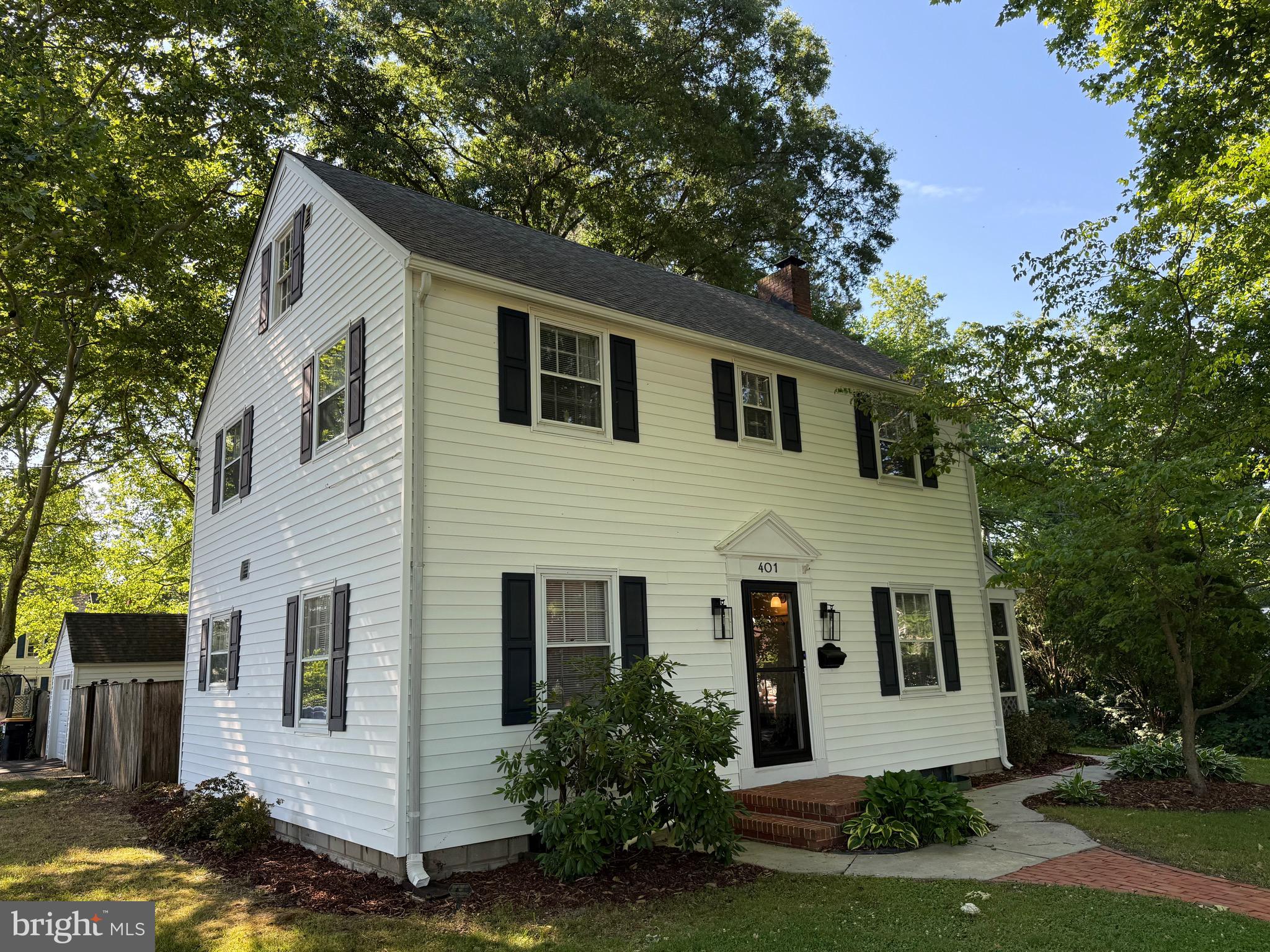 401 S 2ND STREET