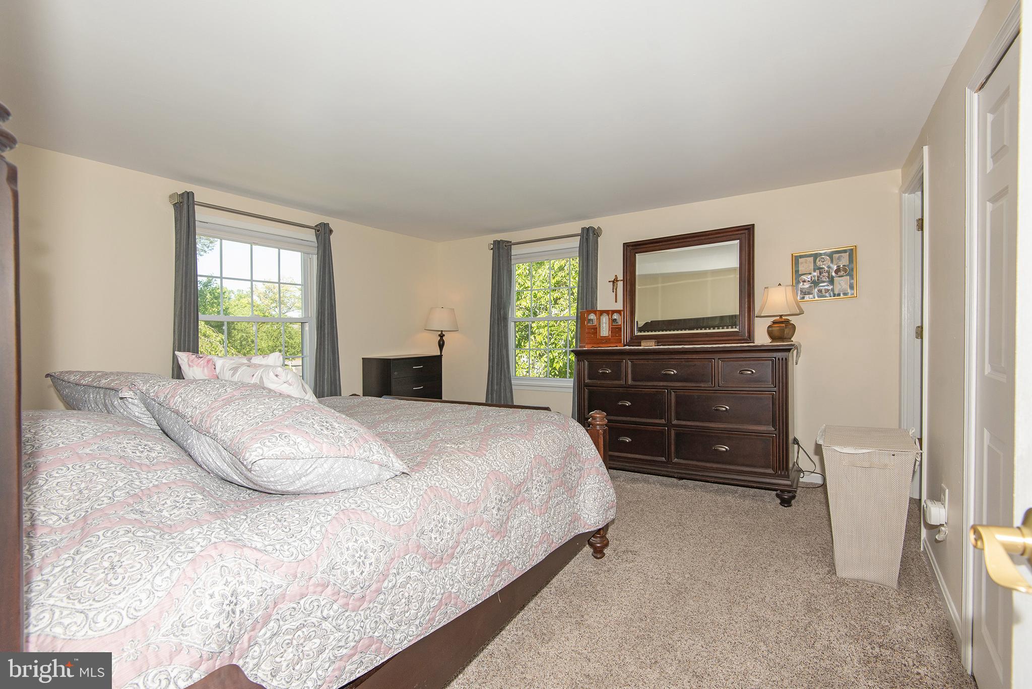 CROFTON TOWNE - Residential