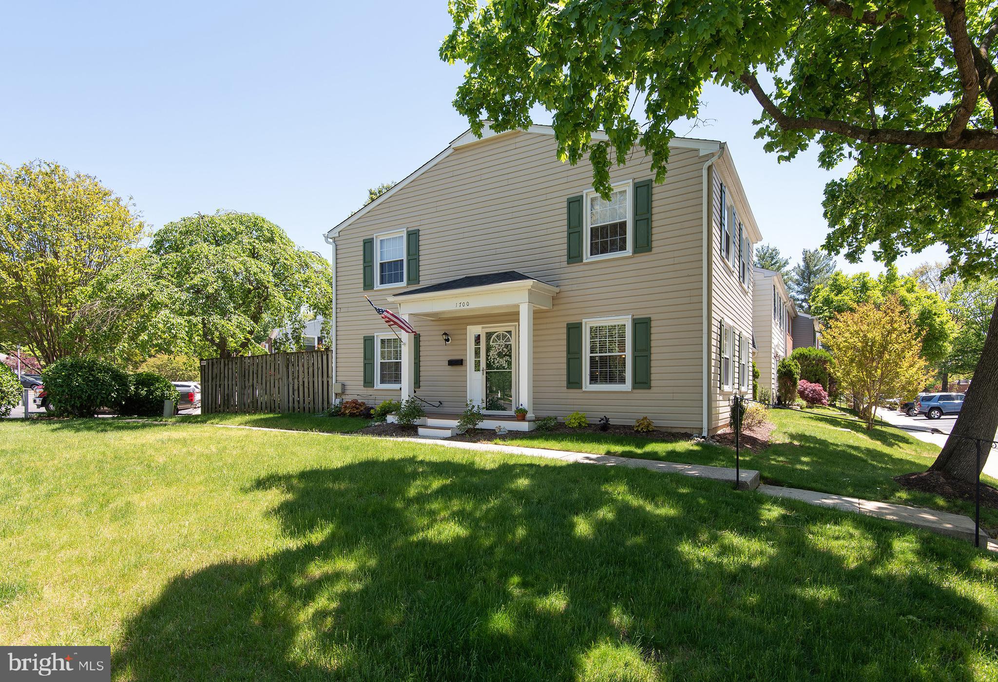 CROFTON TOWNE - Residential