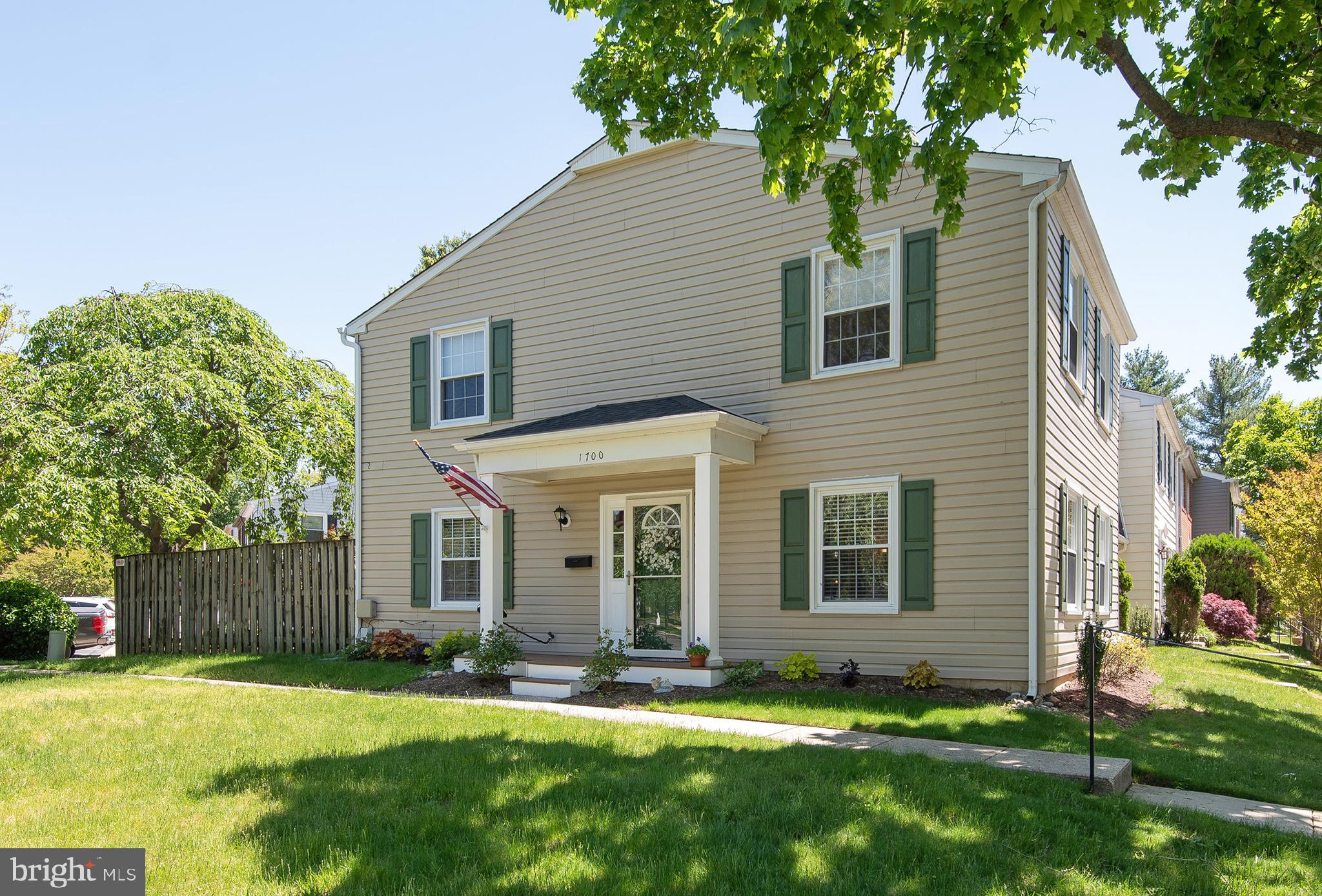 CROFTON TOWNE - Residential