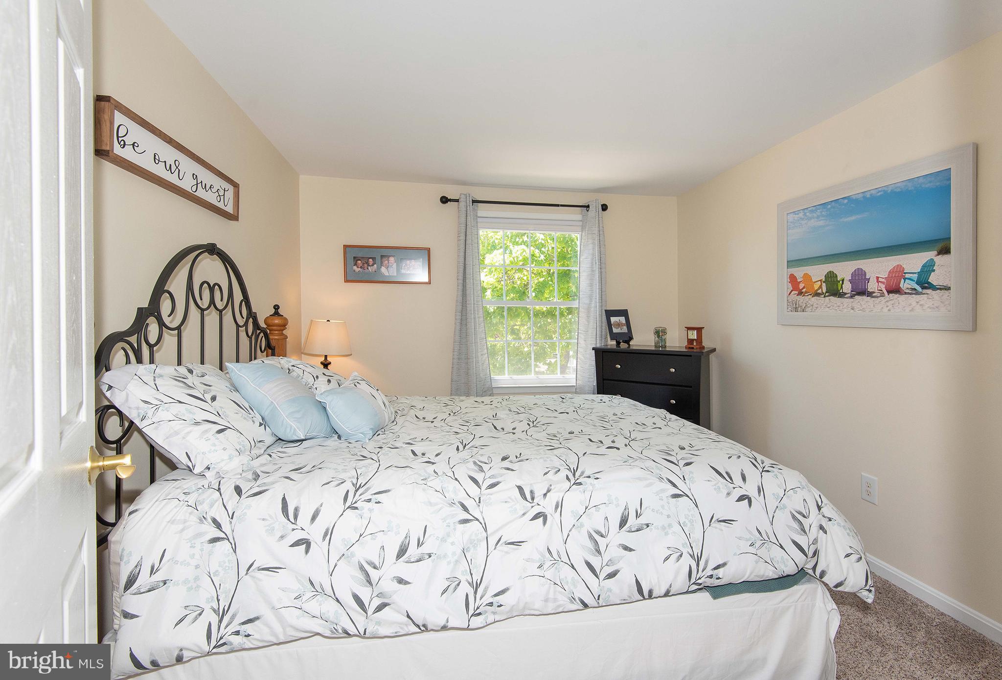 CROFTON TOWNE - Residential