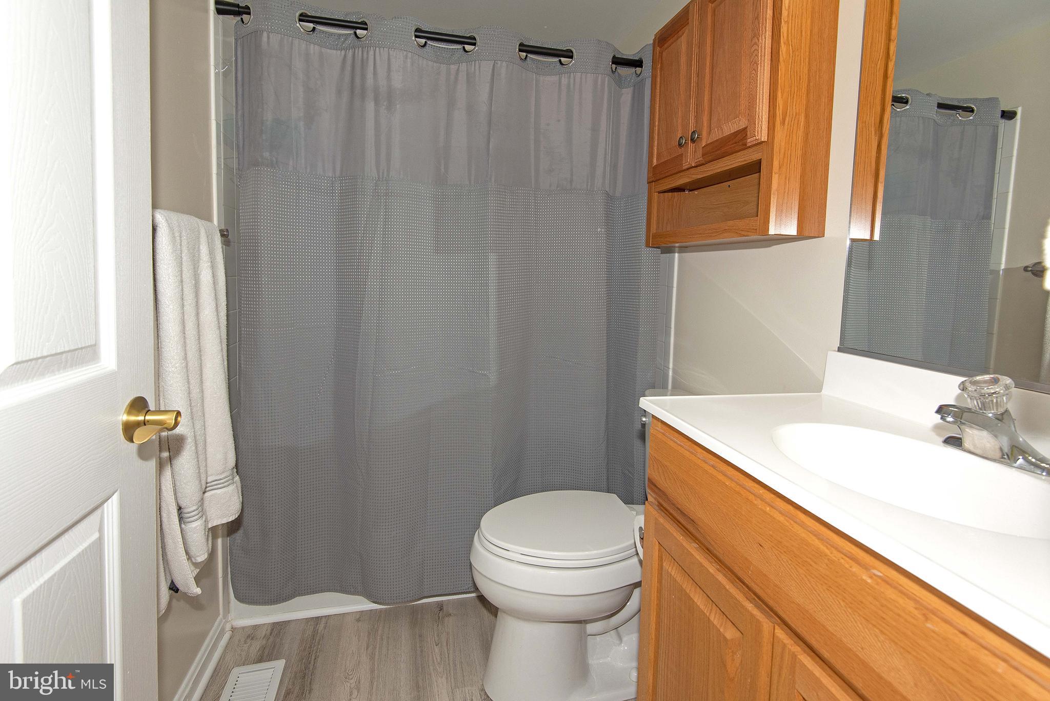 CROFTON TOWNE - Residential