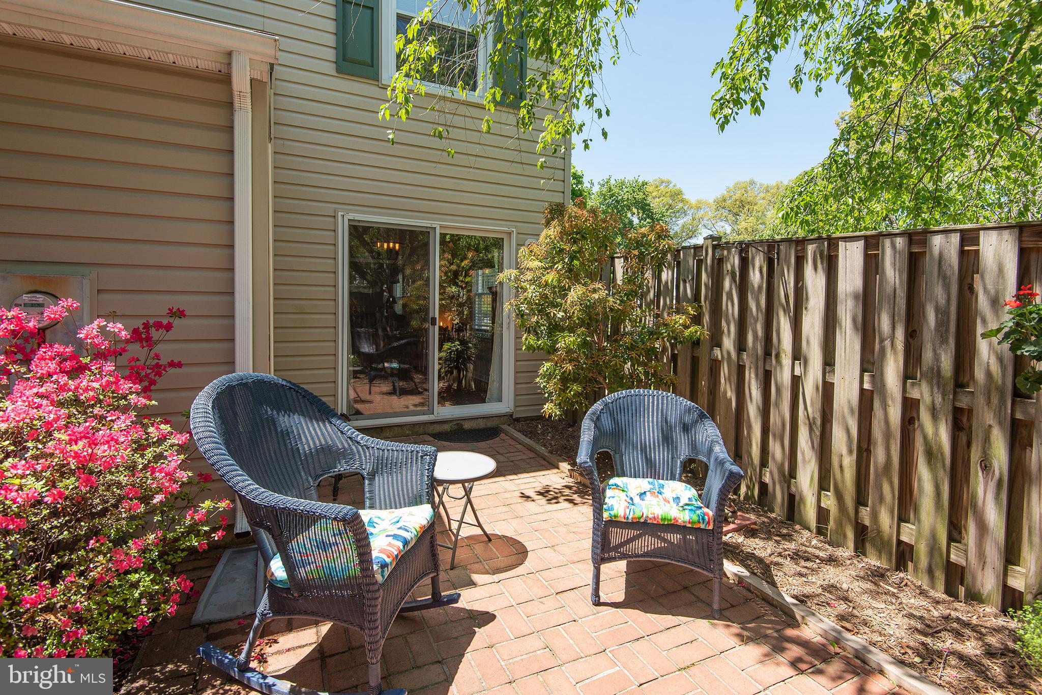 CROFTON TOWNE - Residential