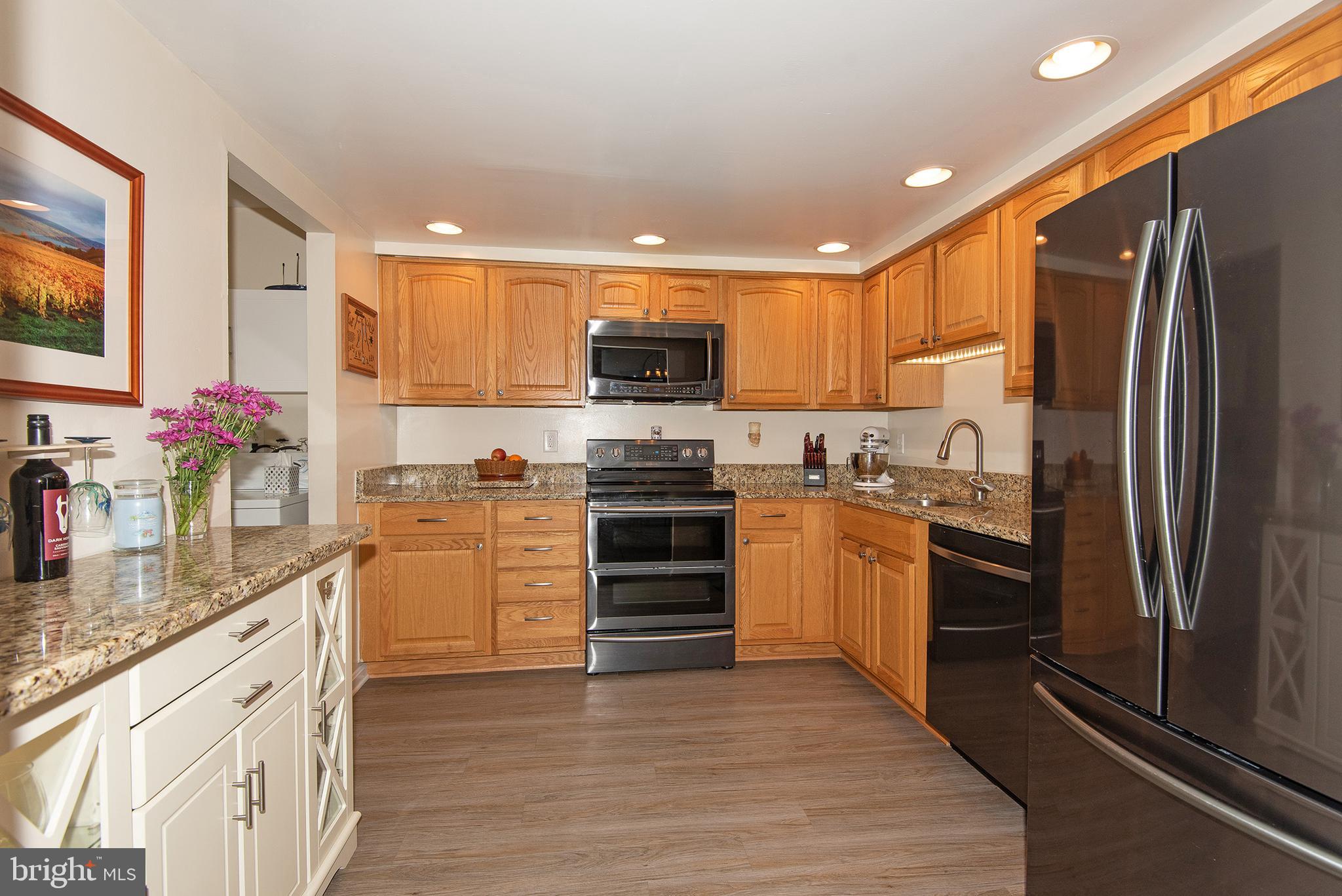 CROFTON TOWNE - Residential