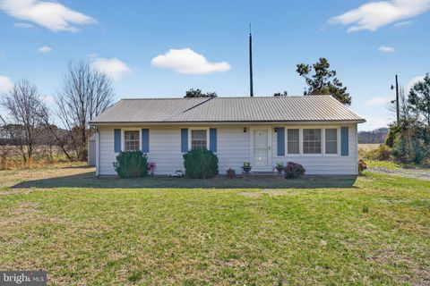 Homes For Sale - 5829 Hammond School Road<br/> Wicomico County, SALISBURY, MD 21804