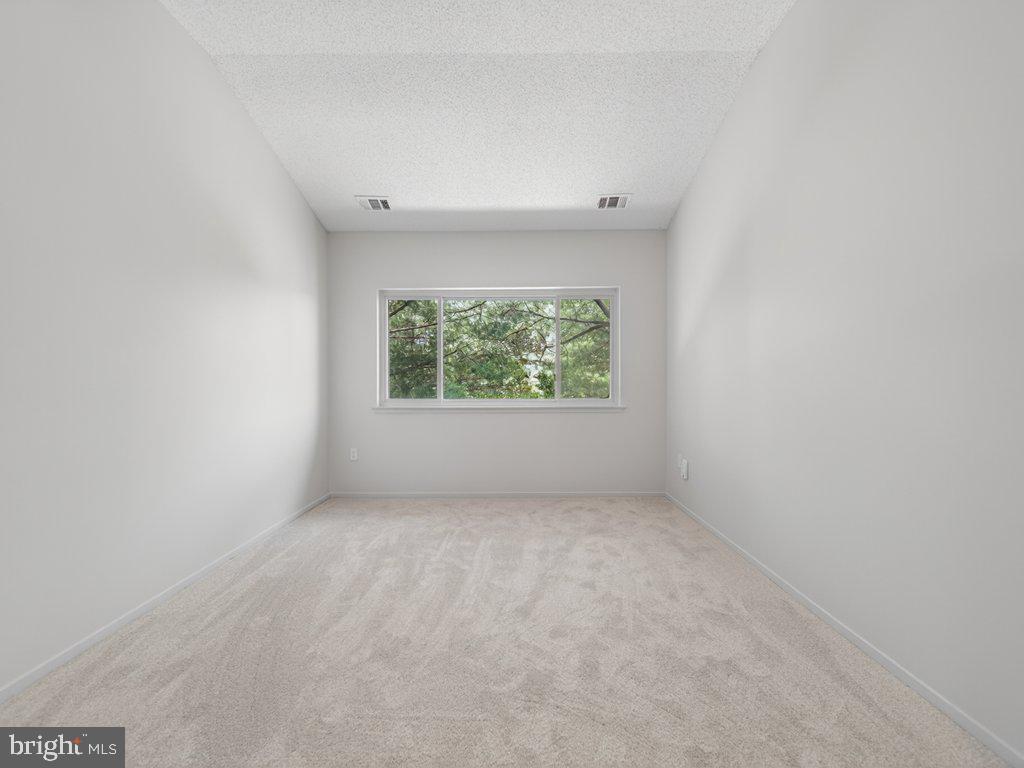 VILLARIDGE - Residential