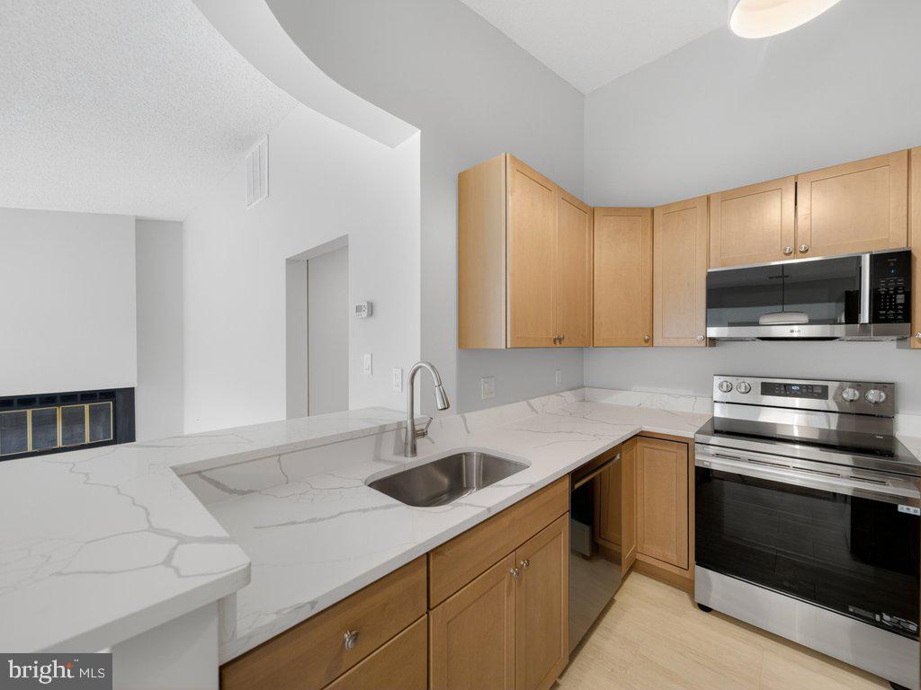 VILLARIDGE - Residential