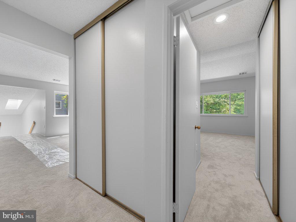 VILLARIDGE - Residential