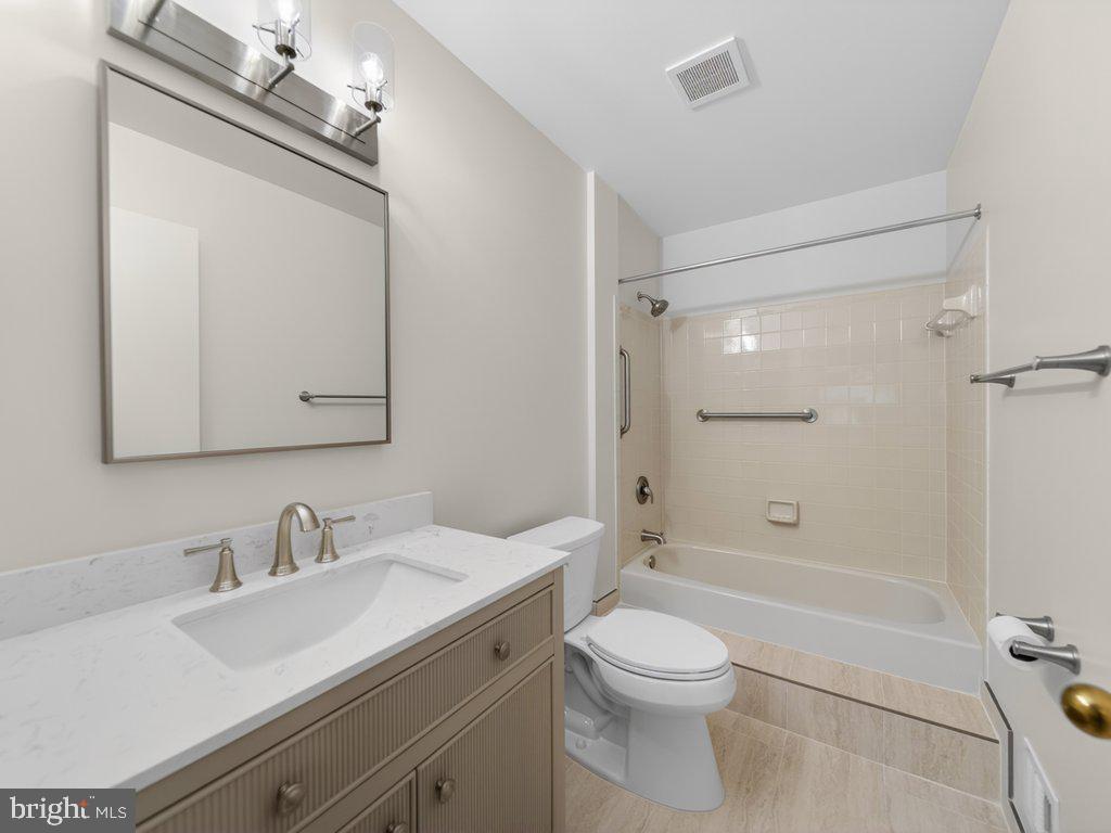 VILLARIDGE - Residential