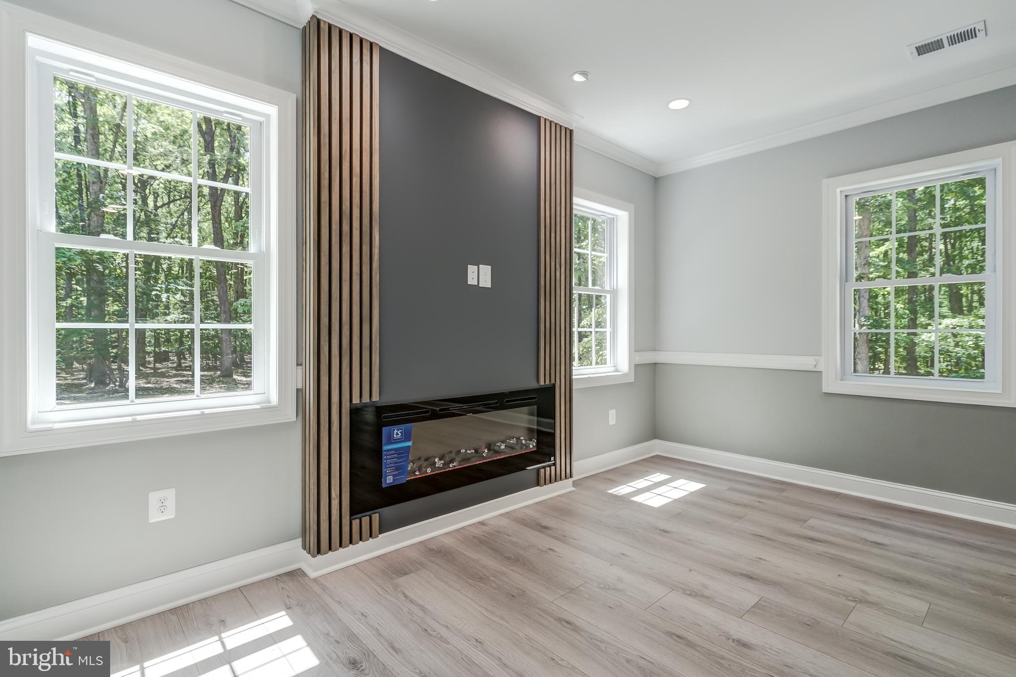 WOOD DUCK COVE - Residential