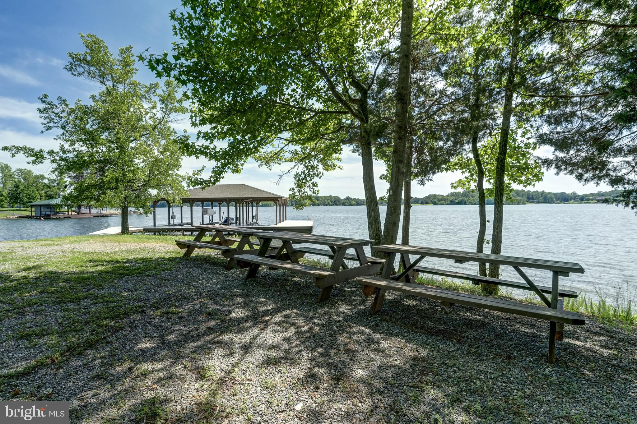 WOOD DUCK COVE - Residential