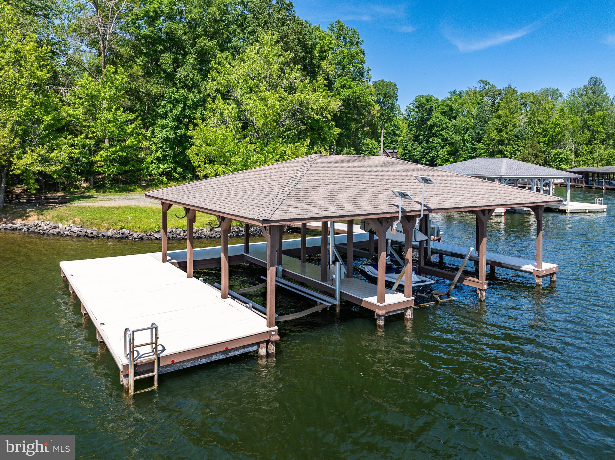 WOOD DUCK COVE - Residential