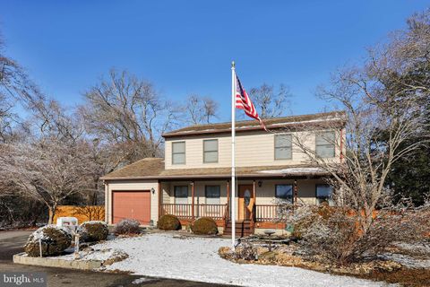 Photo of 602 Drew Avenue, LANOKA HARBOR, NJ 08734 (MLS # NJOC2039408)